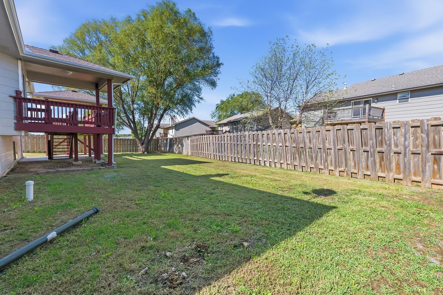 6921 N Wendell Ct Property Photo 31