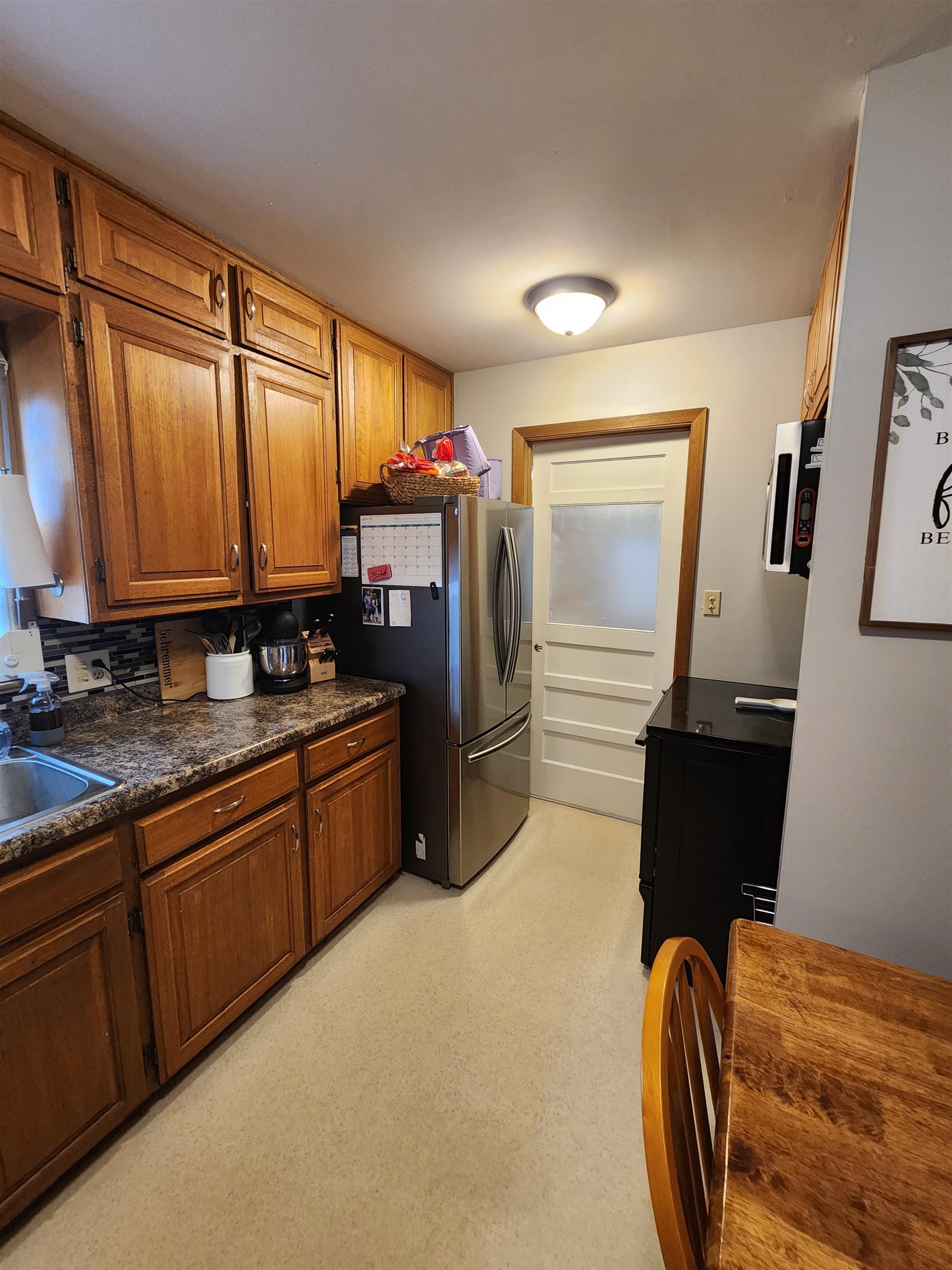 233 S Wire Ave Property Photo 4