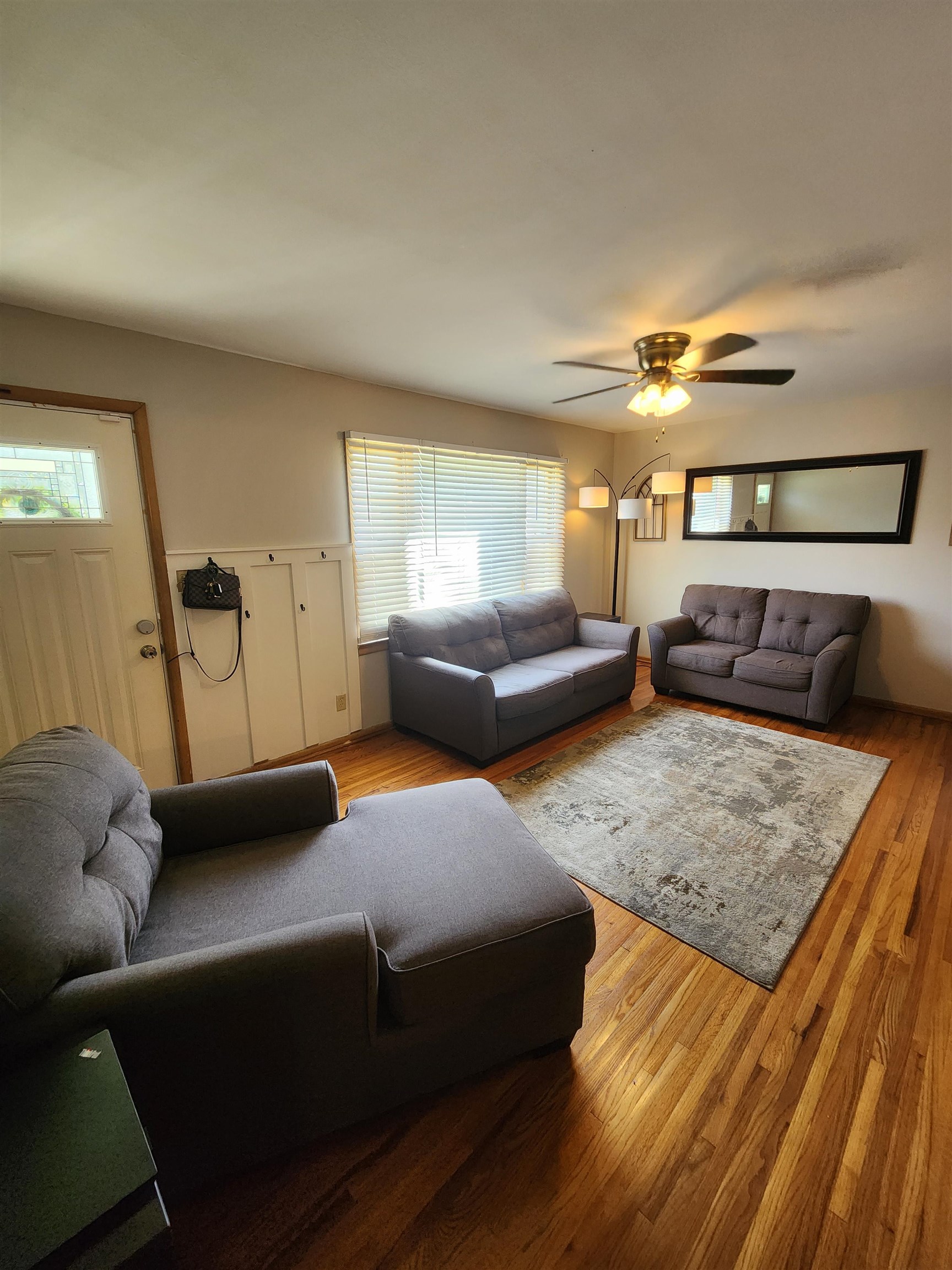 233 S Wire Ave Property Photo 5