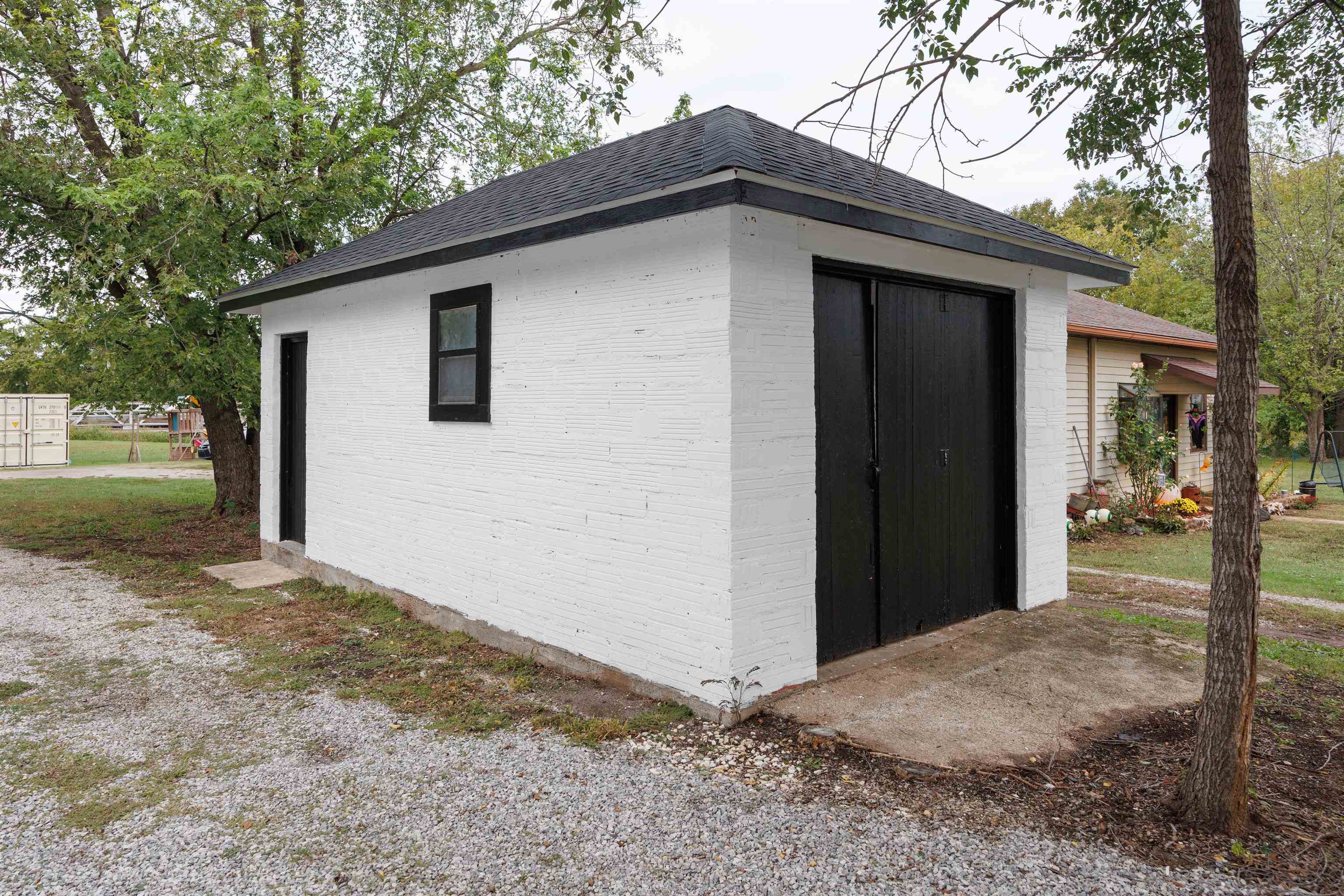 617 N Plum Property Photo 19