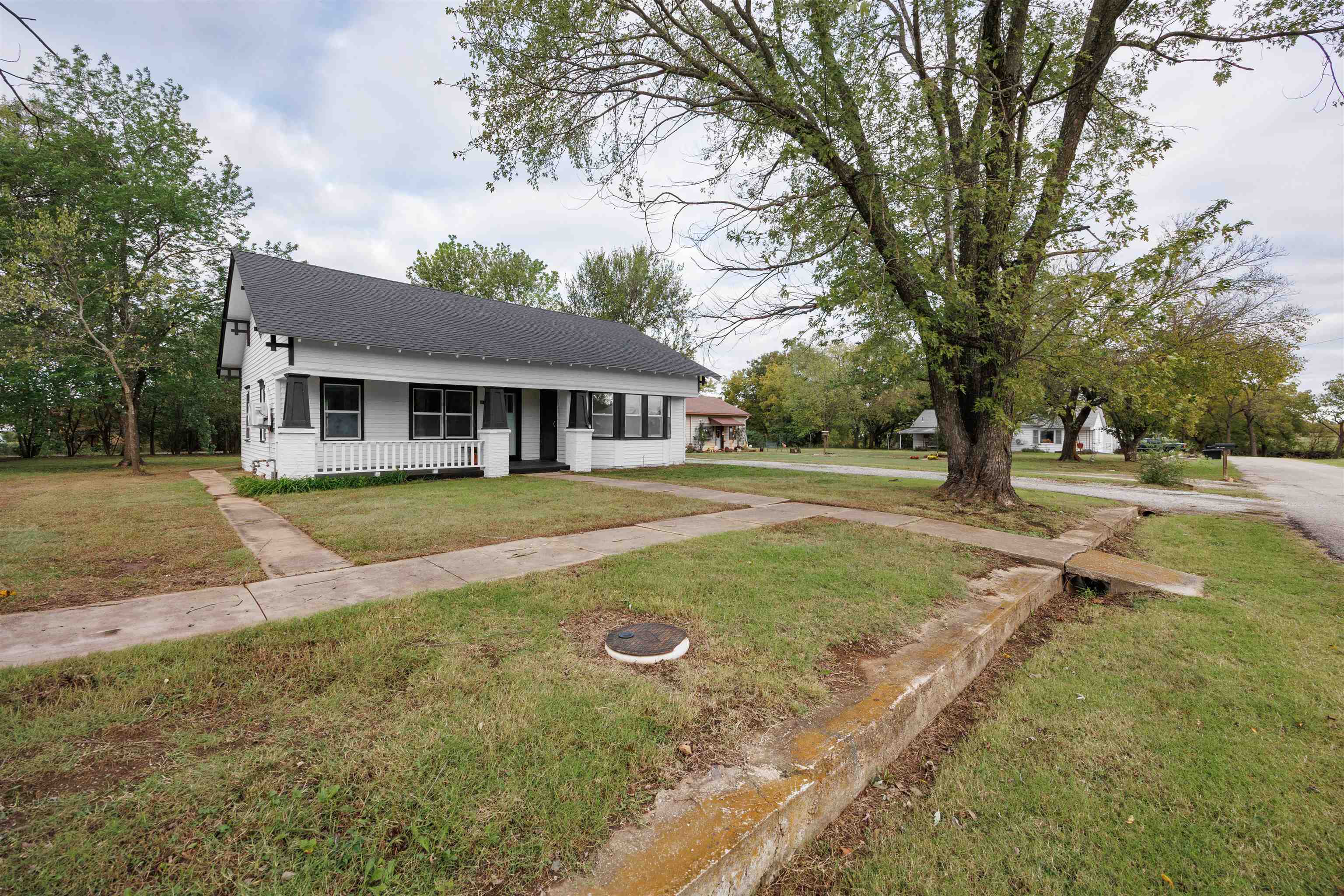 617 N Plum Property Photo 23