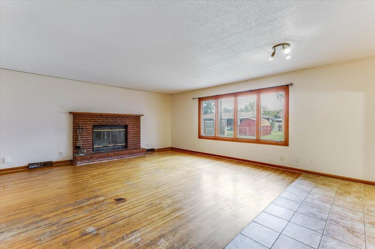 2225 W 25th St N Property Photo 5