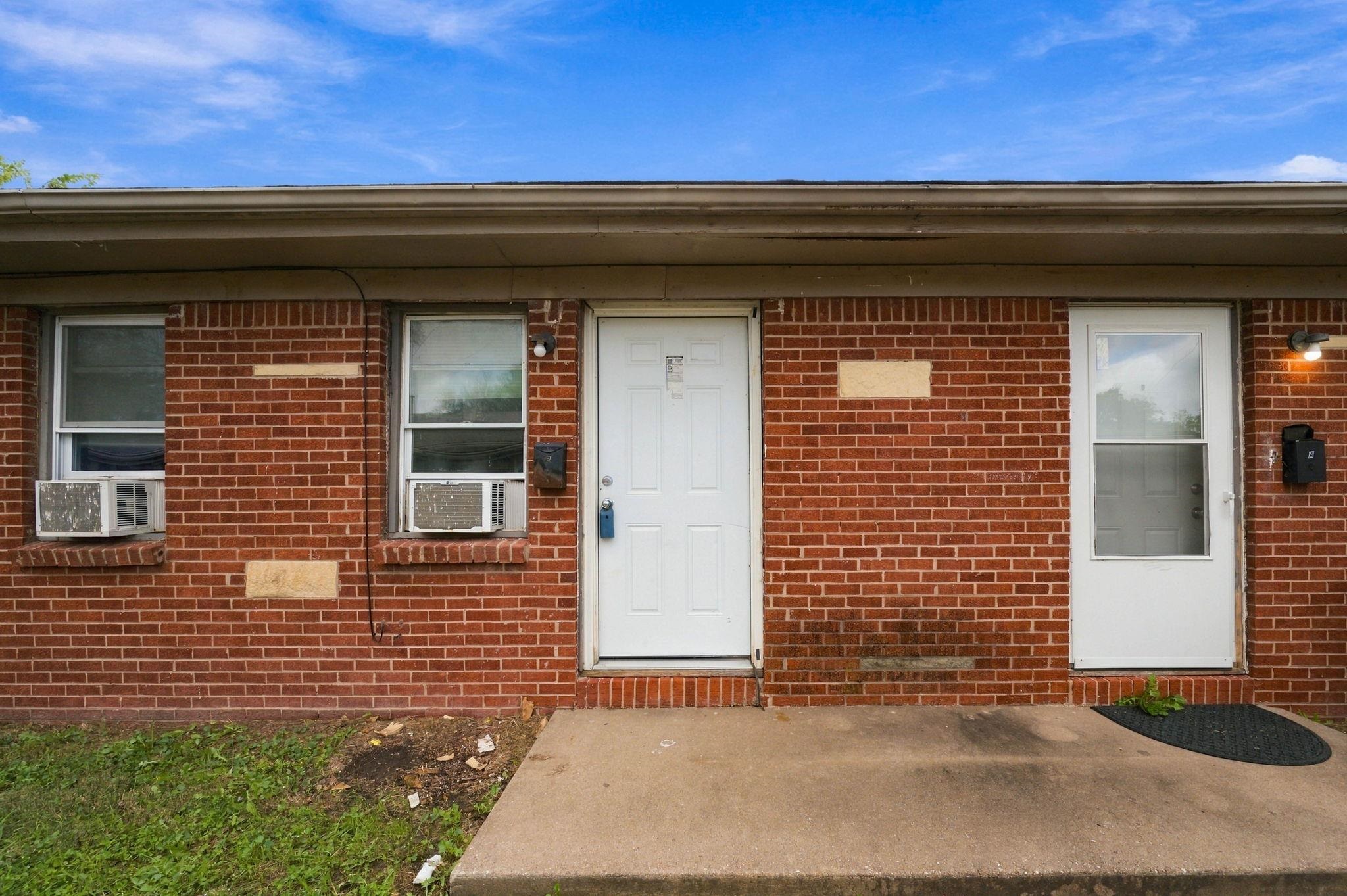 1312 N Piatt Avenue Property Photo 3