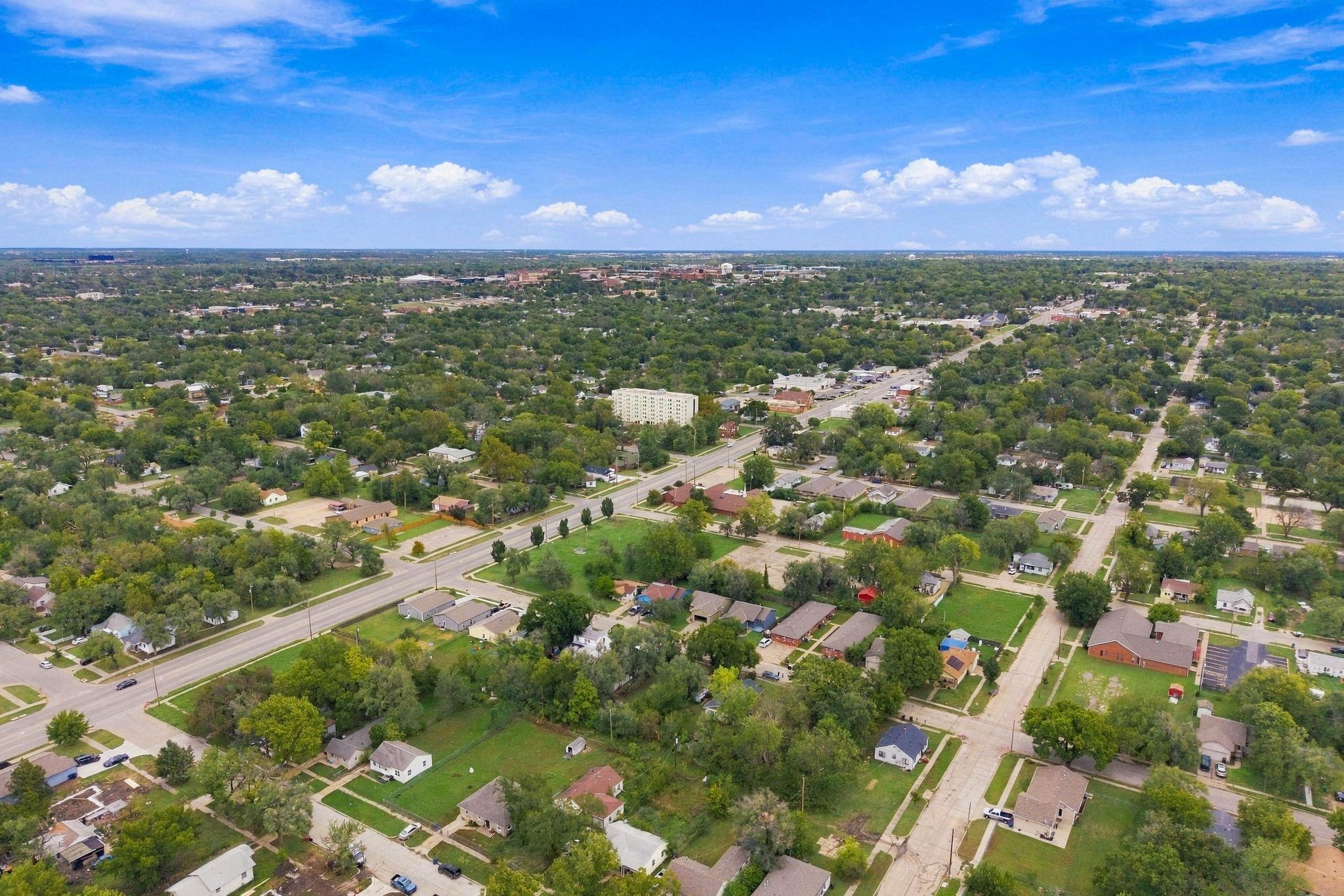1312 N Piatt Avenue Property Photo 6