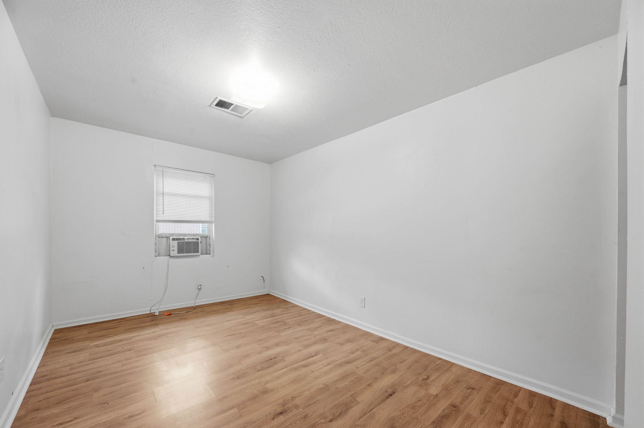1312 N Piatt Avenue Property Photo 10