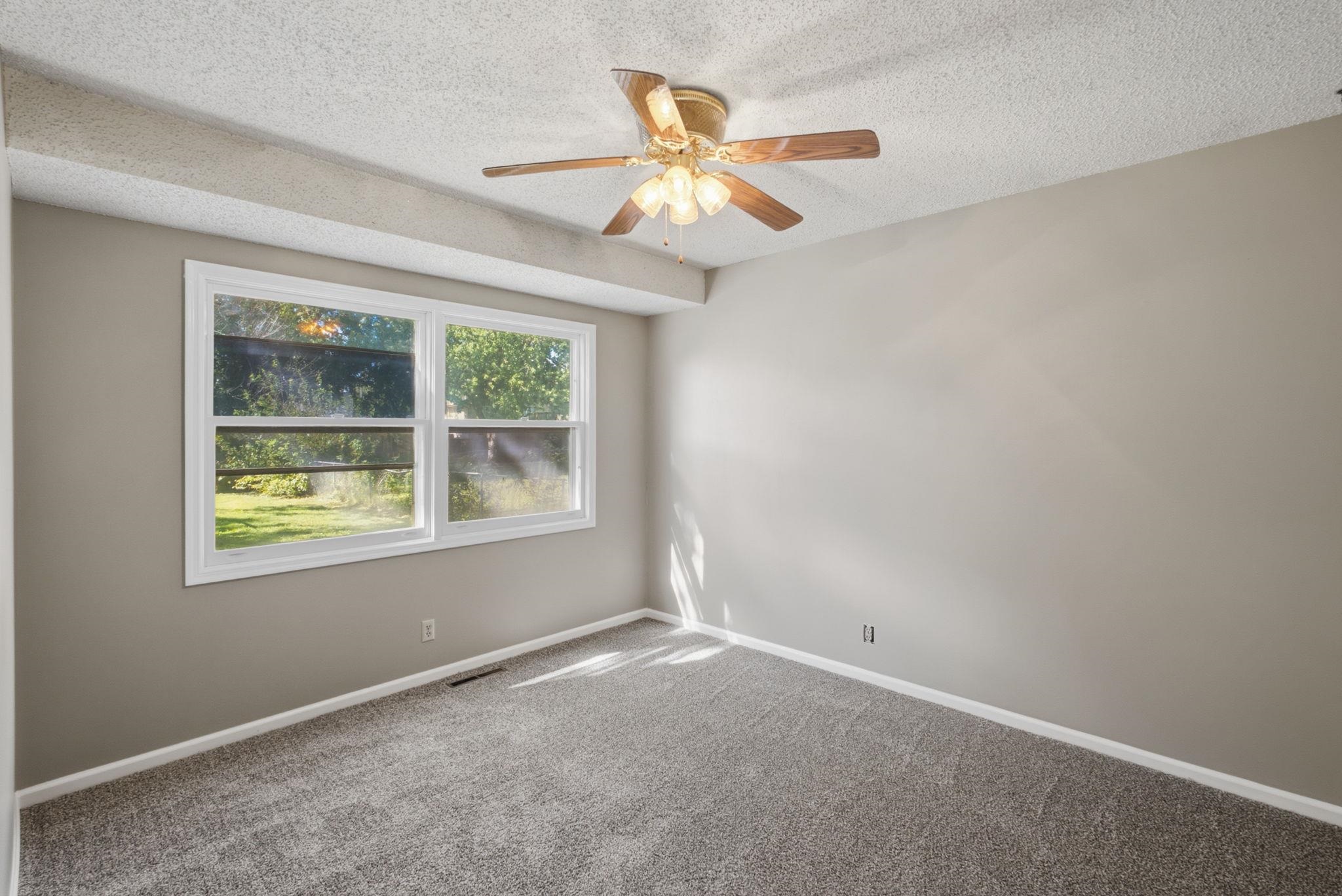 8 N Breeze Ct Property Photo 8