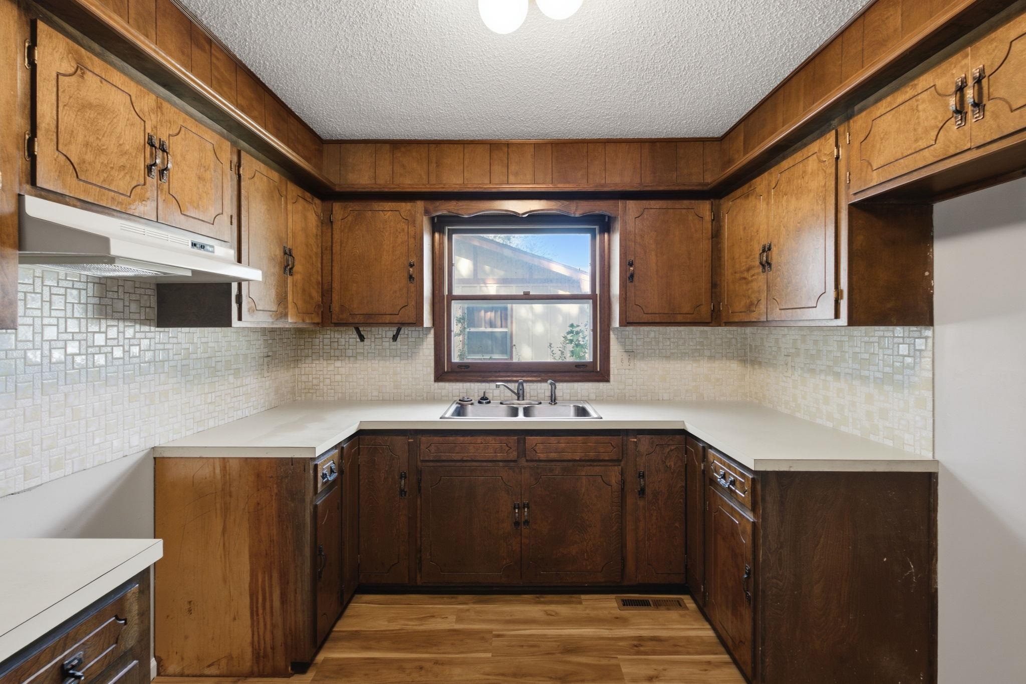 8 N Breeze Ct Property Photo 10