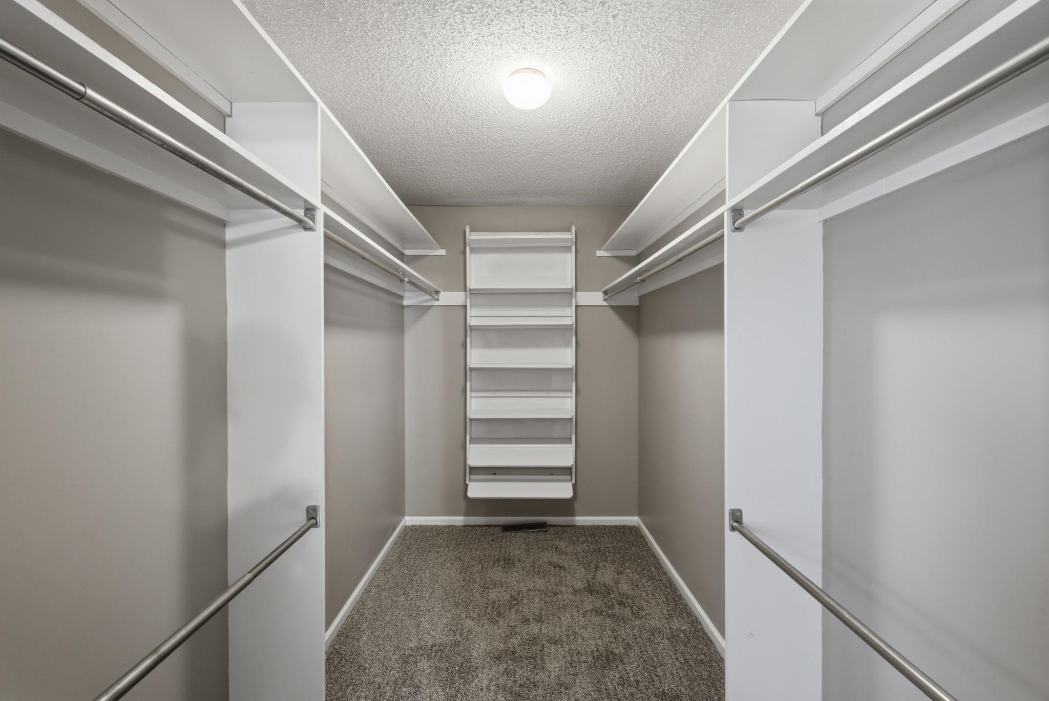 8 N Breeze Ct Property Photo 16
