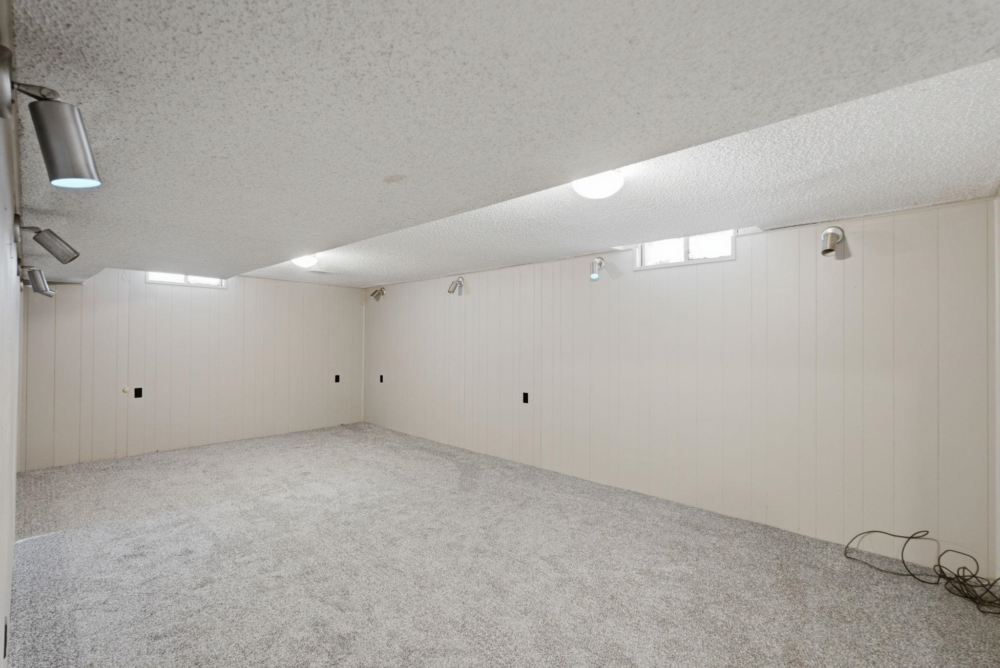 8 N Breeze Ct Property Photo 21