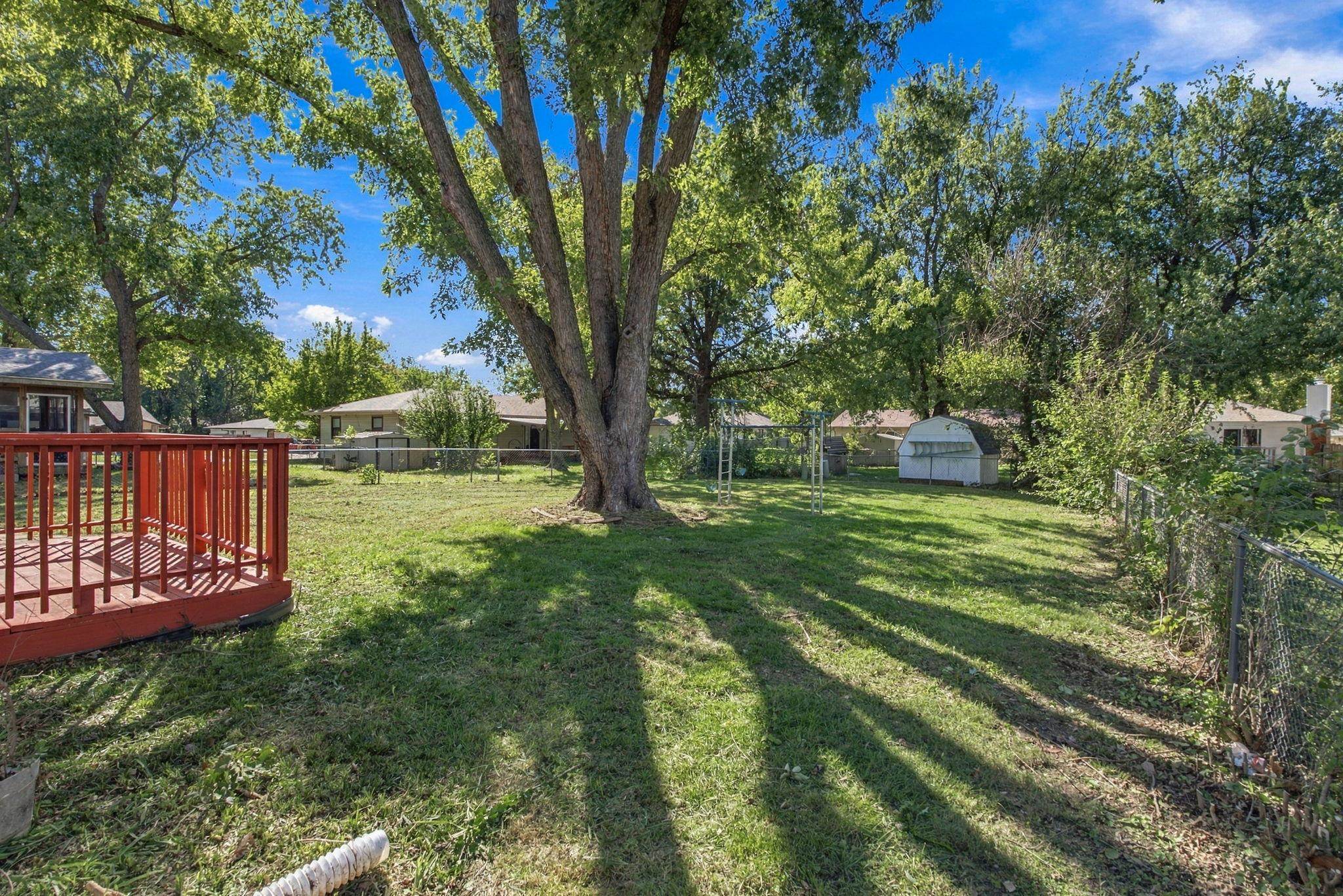 8 N Breeze Ct Property Photo 24