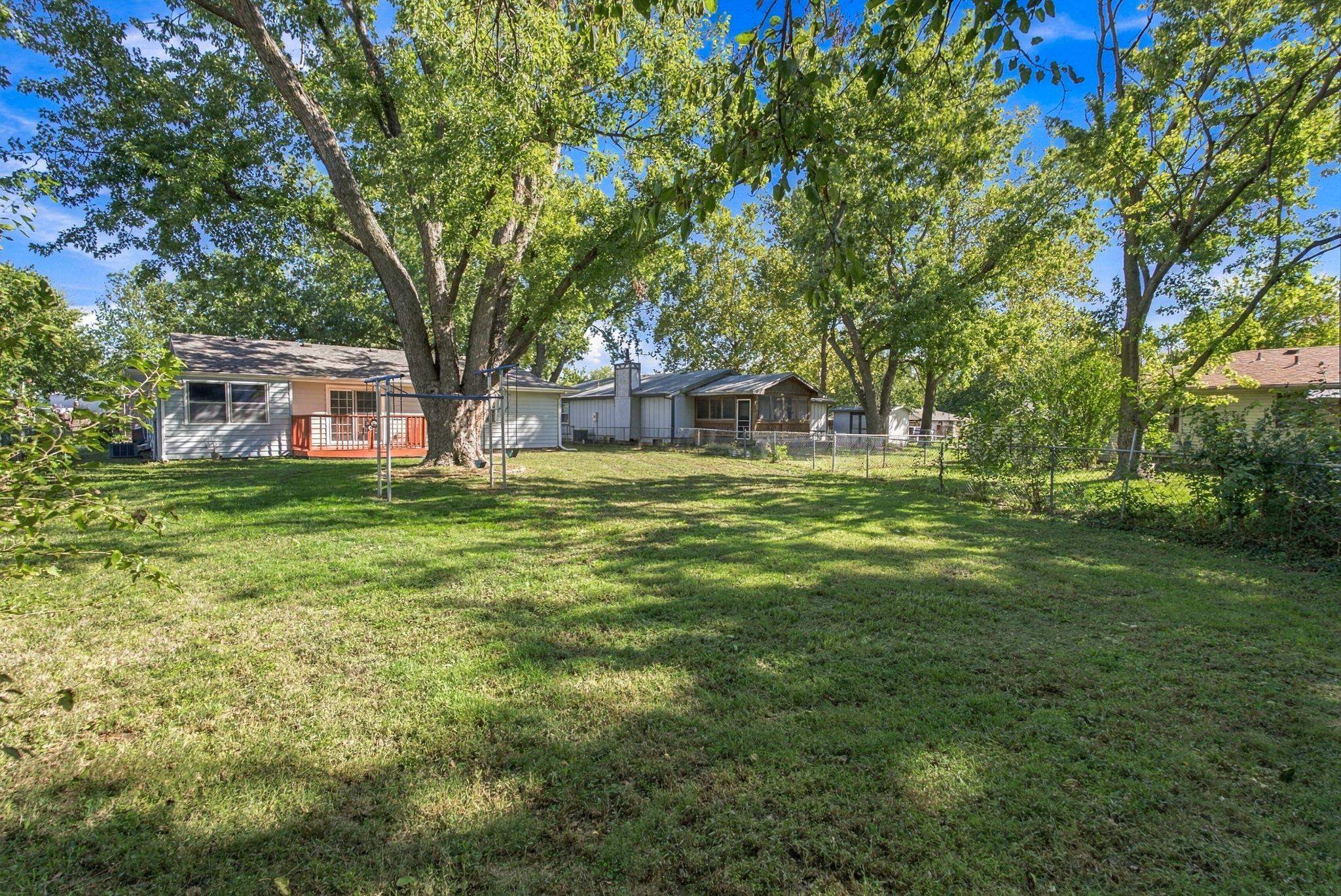 8 N Breeze Ct Property Photo 26