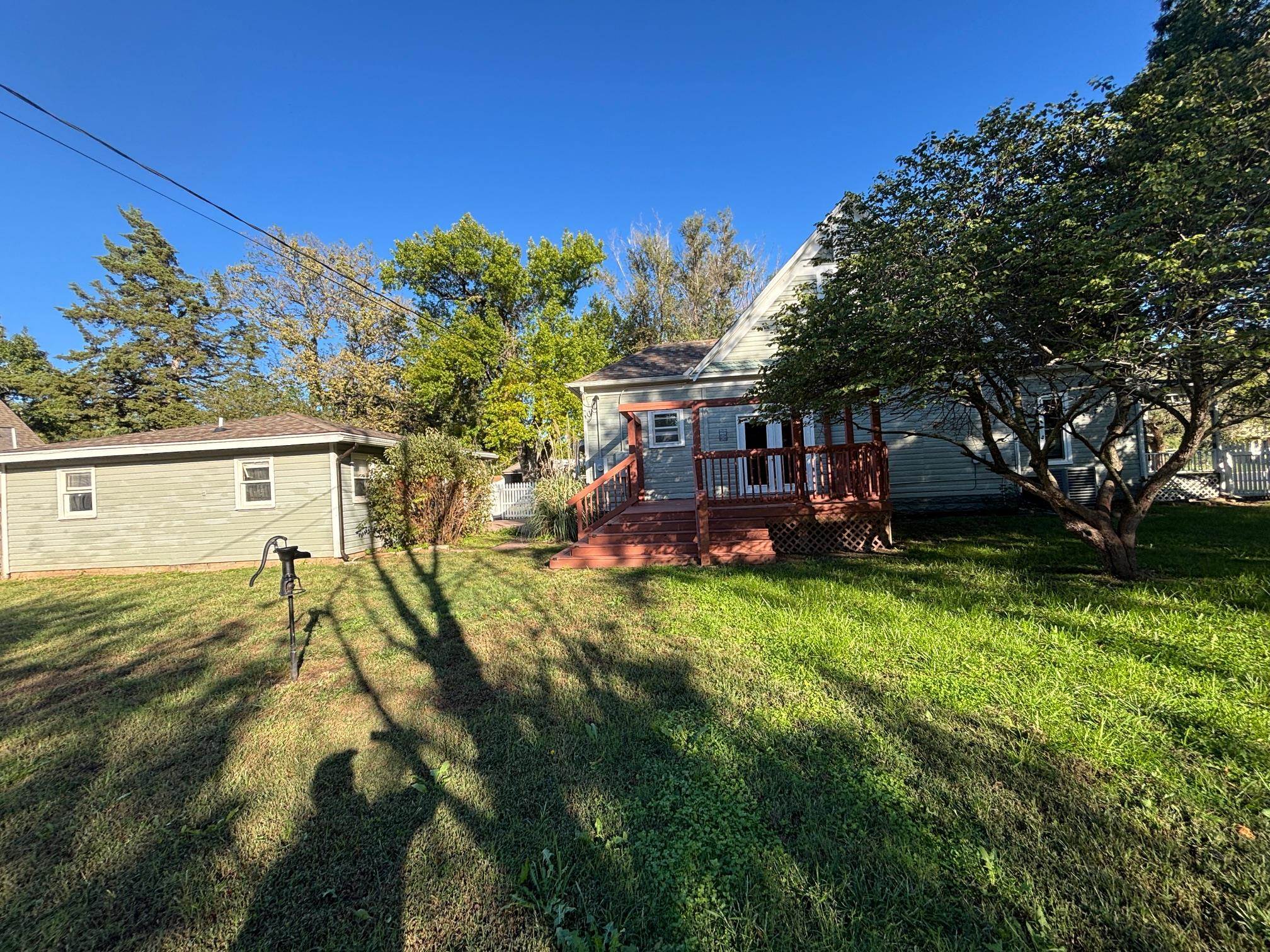 203 N Lee Property Photo 29