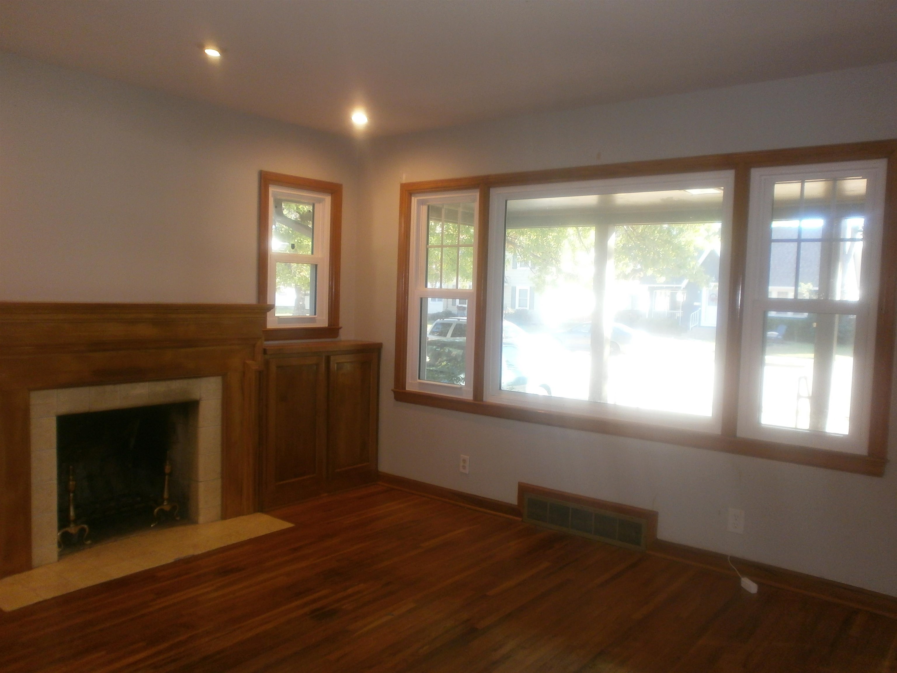 520 Sunset Dr Property Photo 3