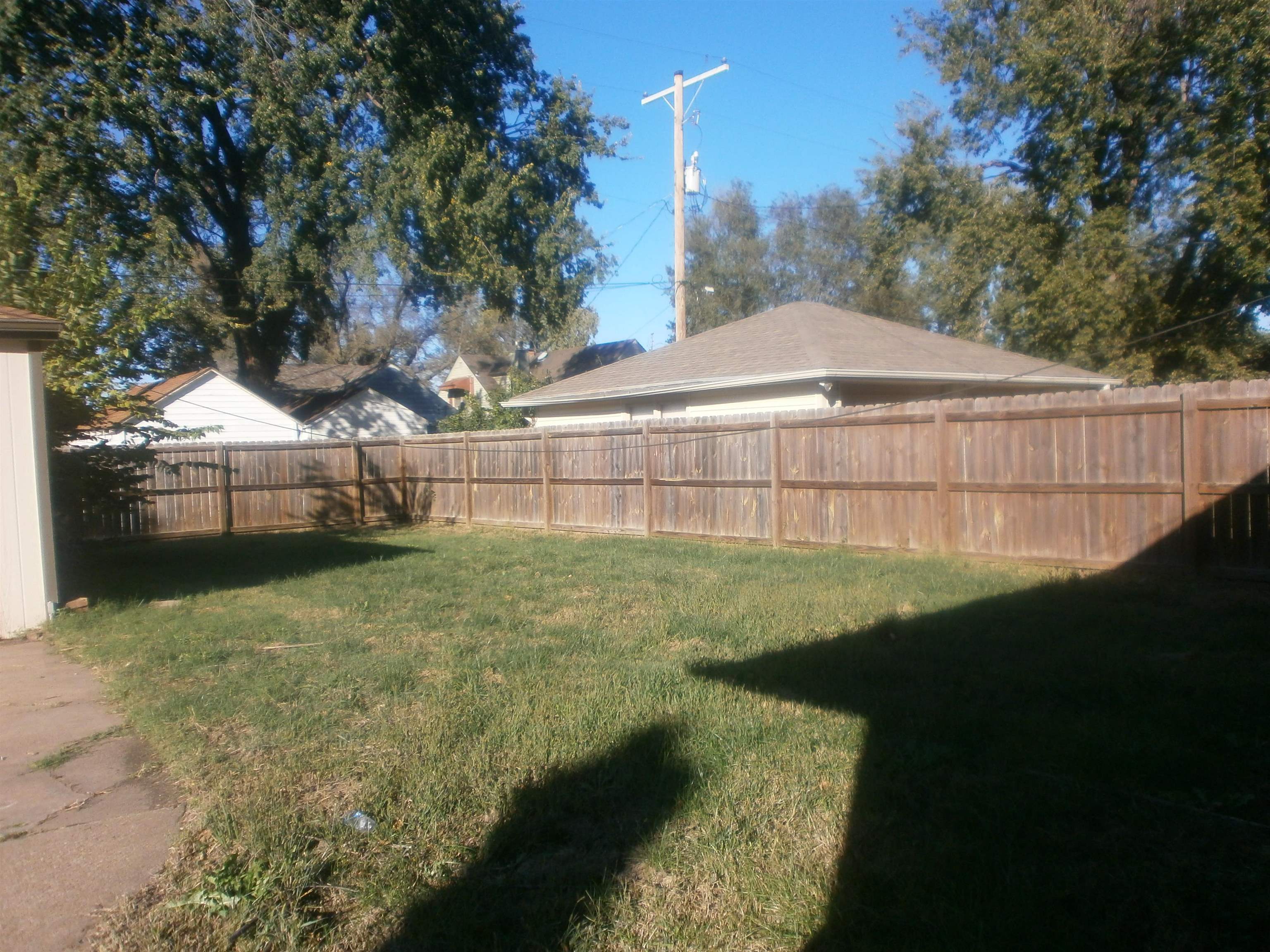 520 Sunset Dr Property Photo 27