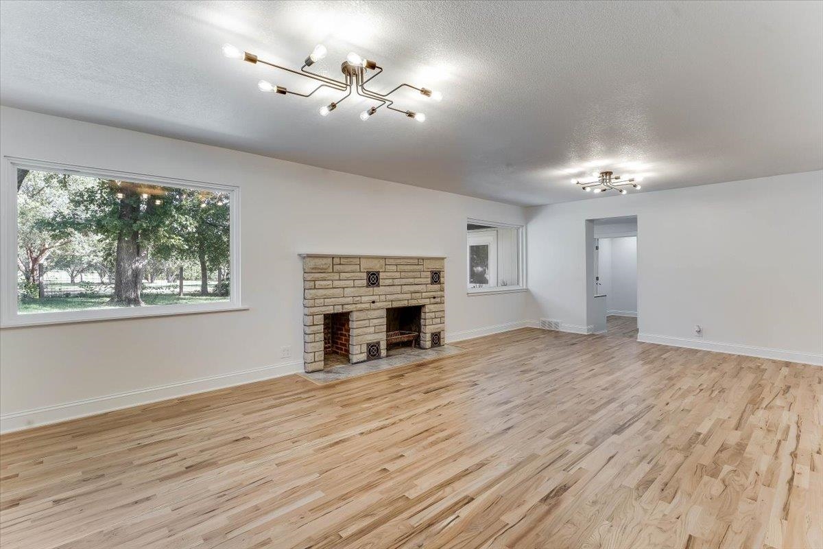 930 N Roosevelt Ave. Property Photo 7