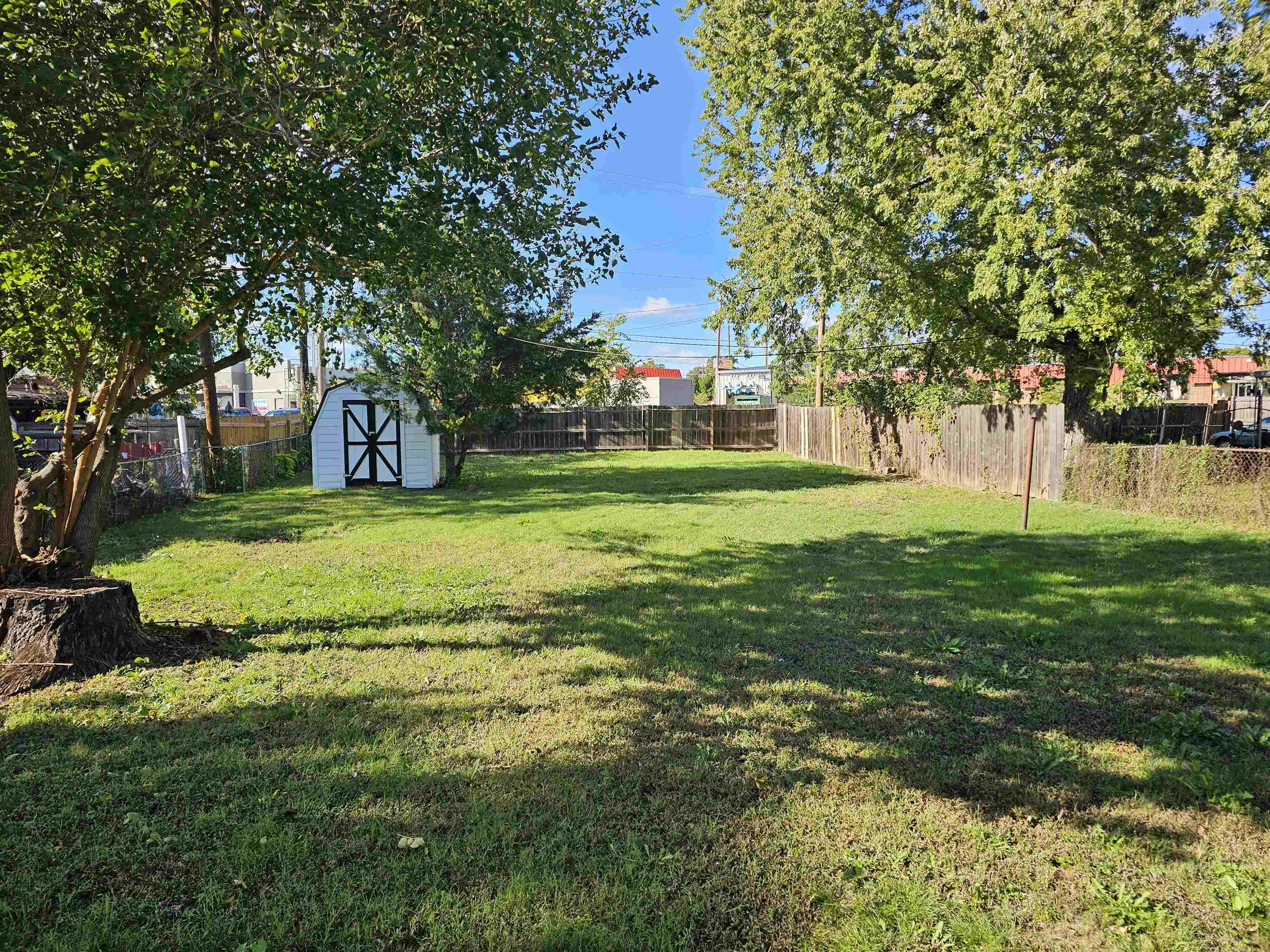 1643 S Rutan Ave Property Photo 17