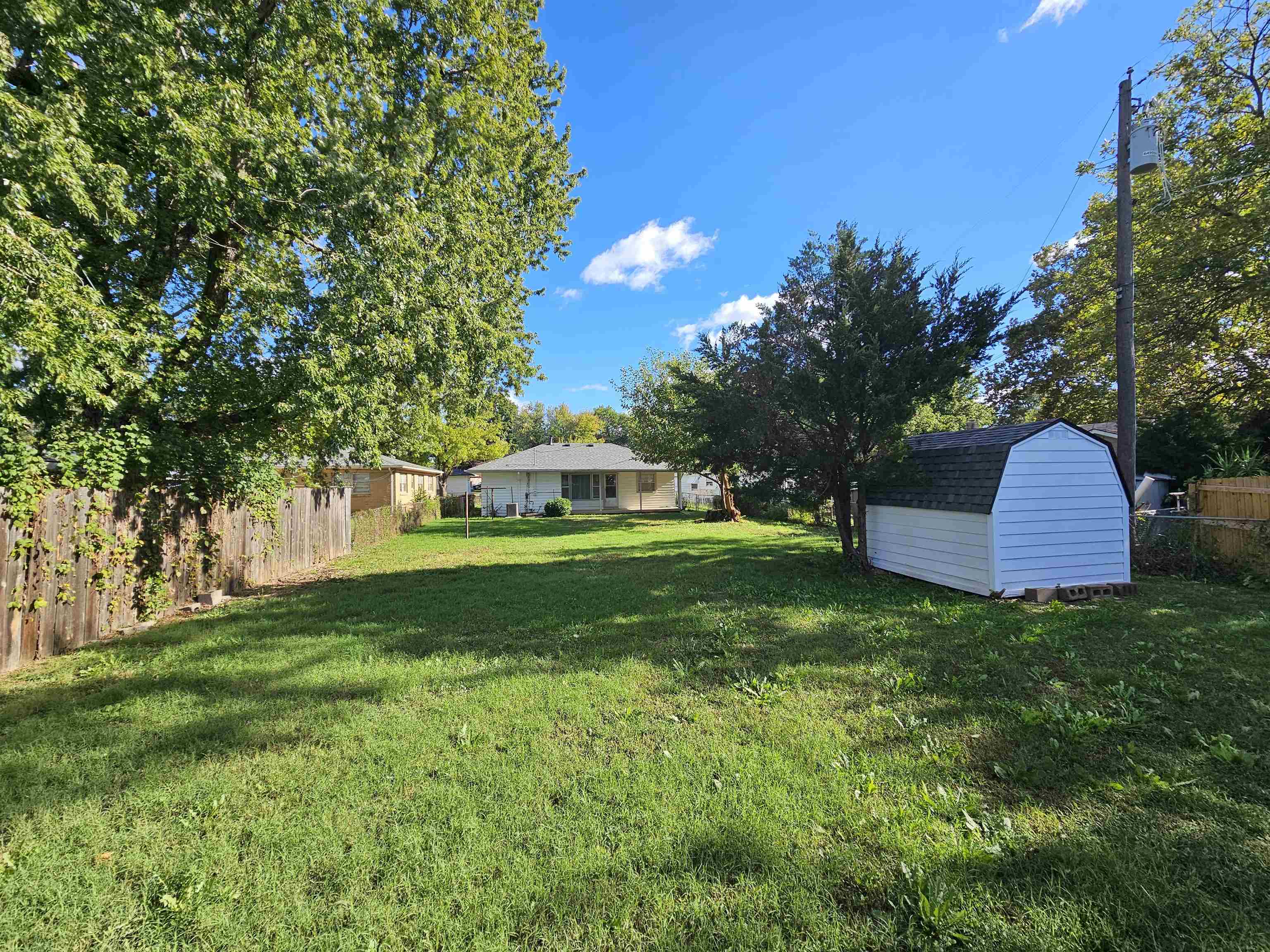 1643 S Rutan Ave Property Photo 19