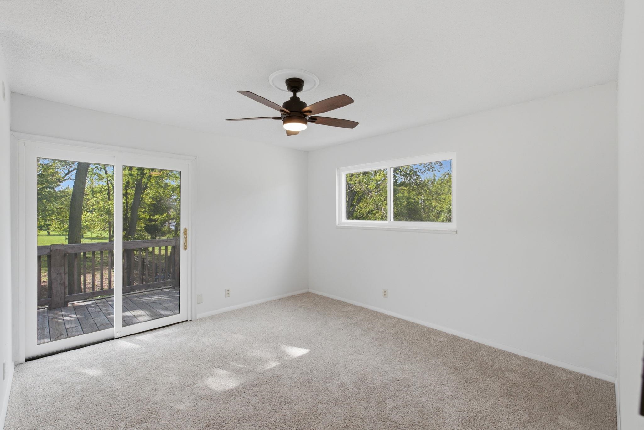 111 S Summit Property Photo 13