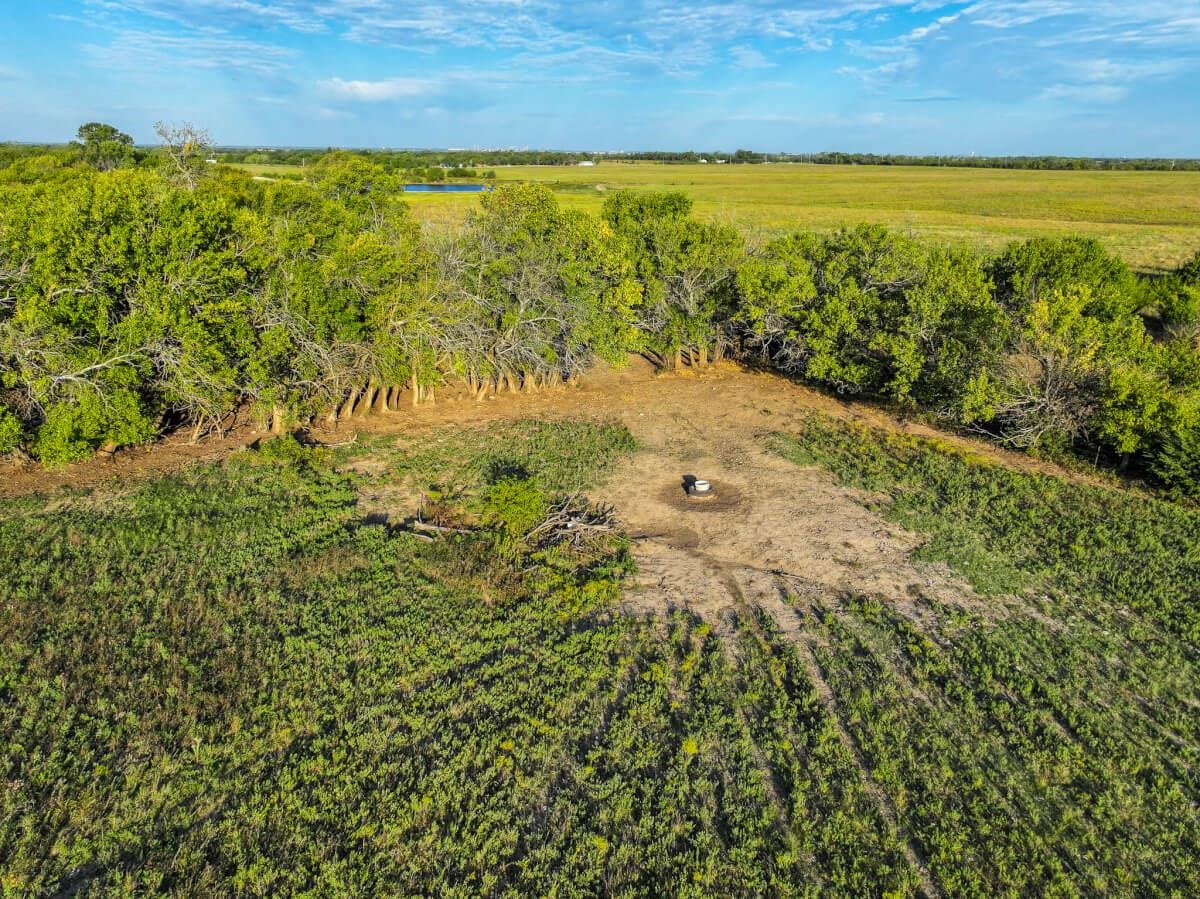 000 Se Bluestem Rd Property Photo 20