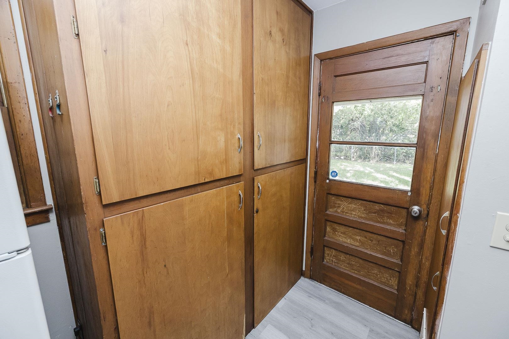 2422 W Jewell Property Photo 11
