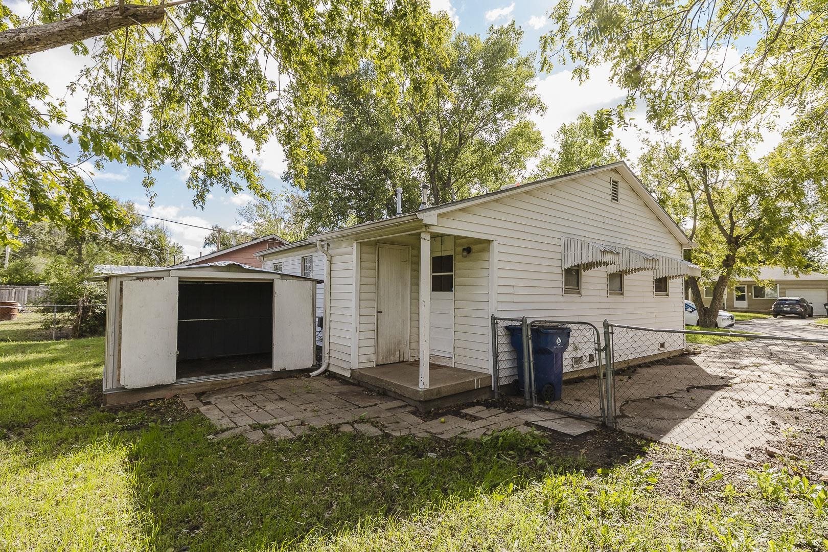 2422 W Jewell Property Photo 20