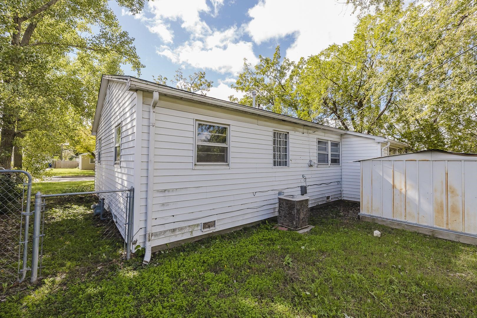 2422 W Jewell Property Photo 27
