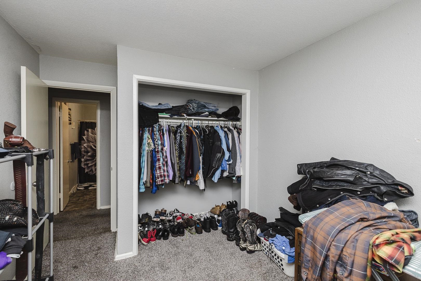 1419 W Brady Property Photo 15