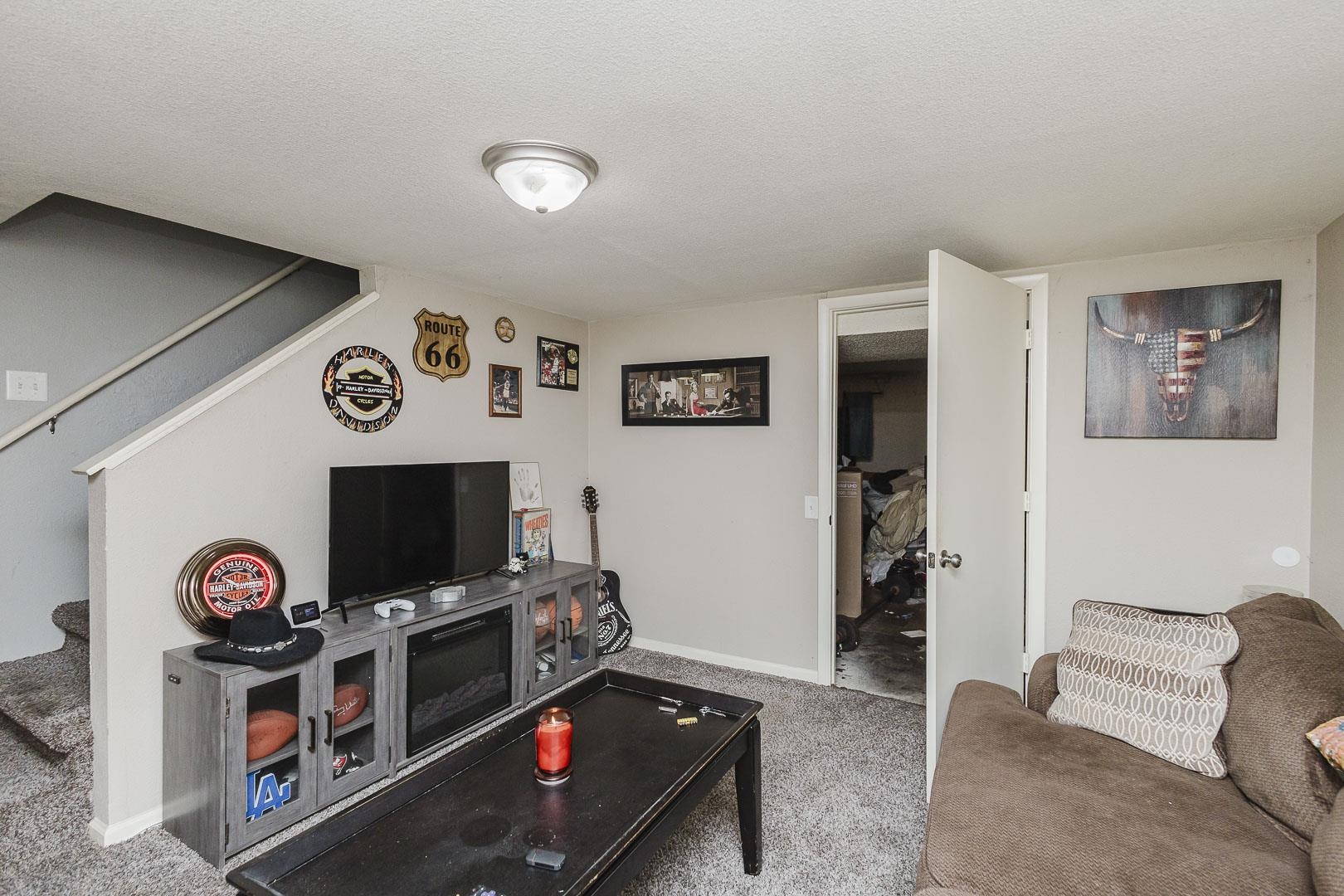 1419 W Brady Property Photo 18