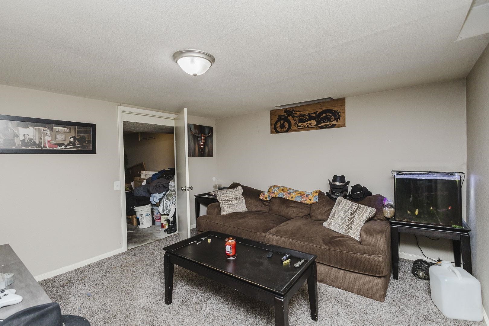 1419 W Brady Property Photo 19