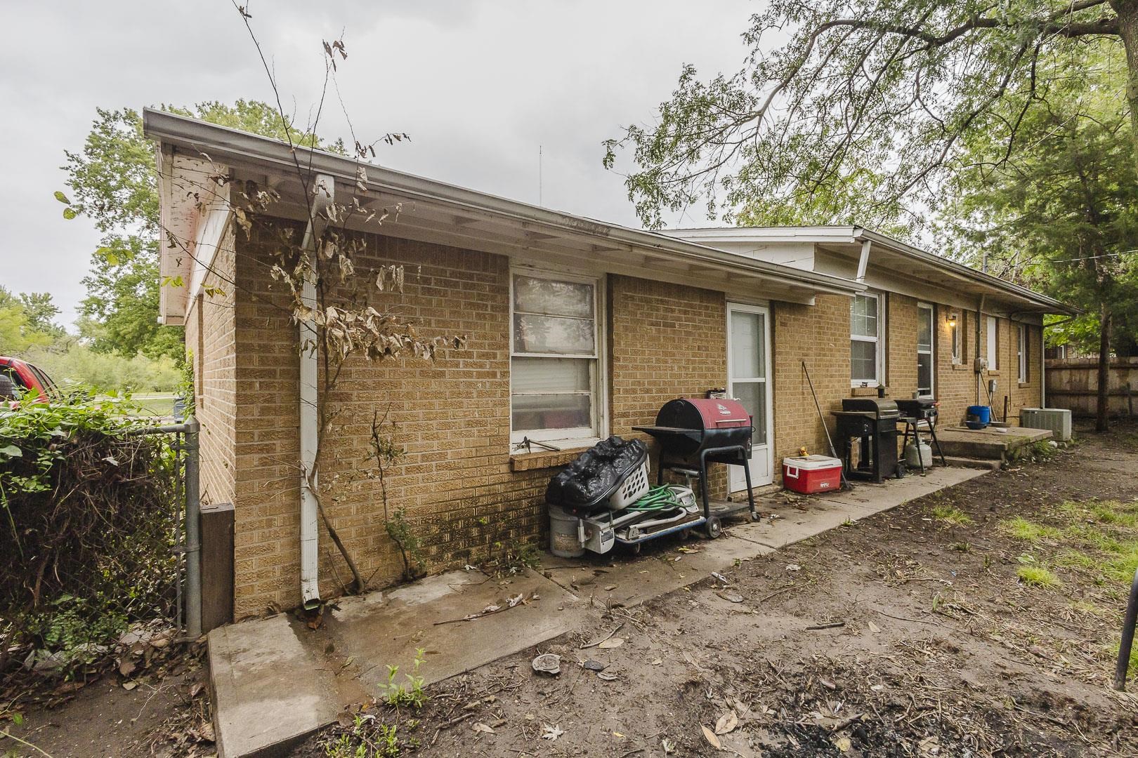 1419 W Brady Property Photo 28