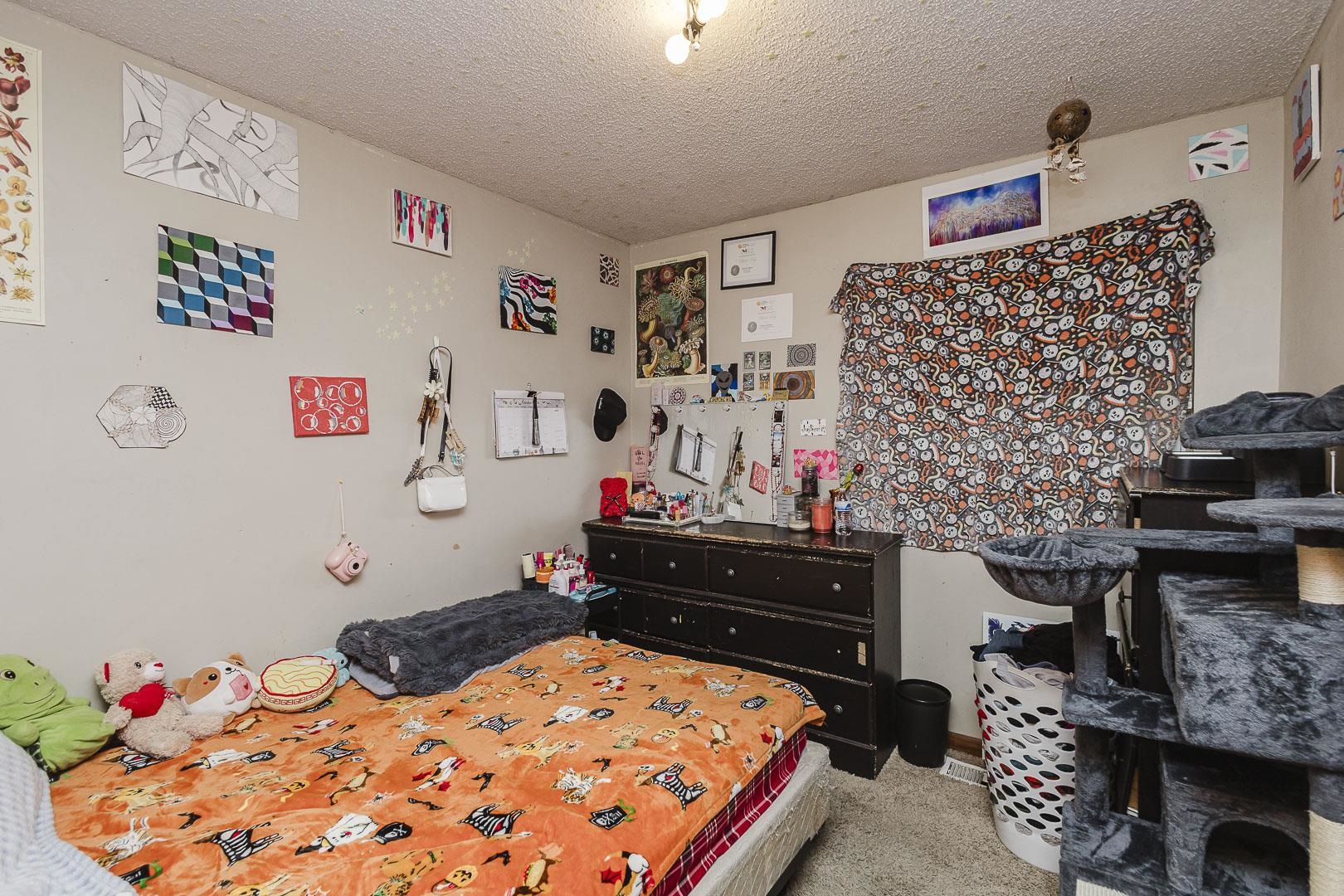 3039 S Richmond Property Photo 18