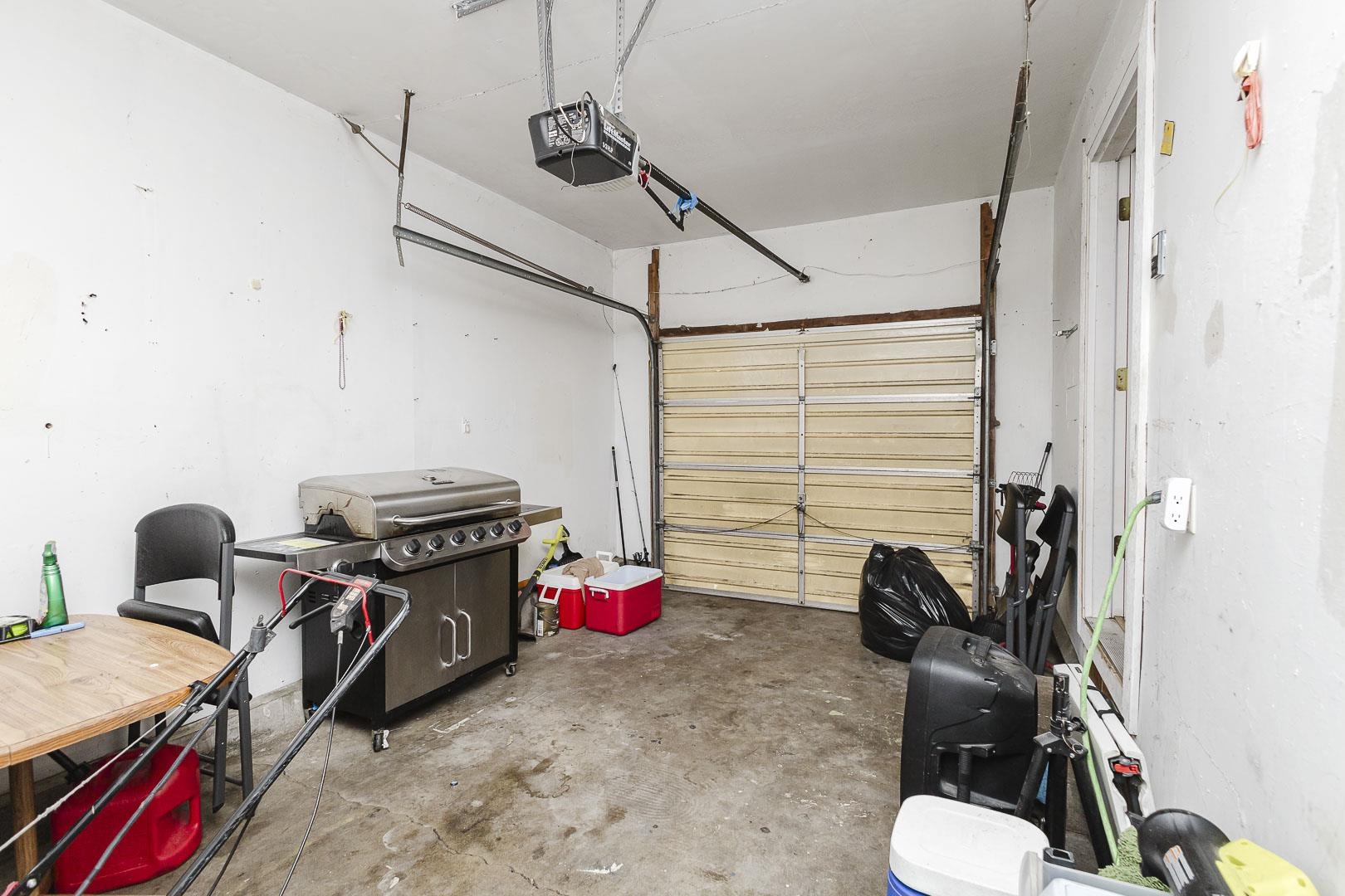 3039 S Richmond Property Photo 21