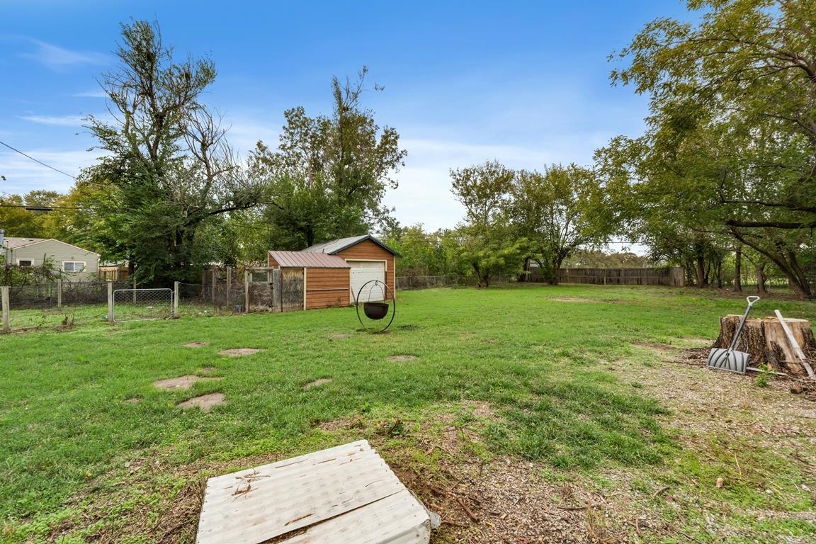 6415 S Hale Property Photo 18