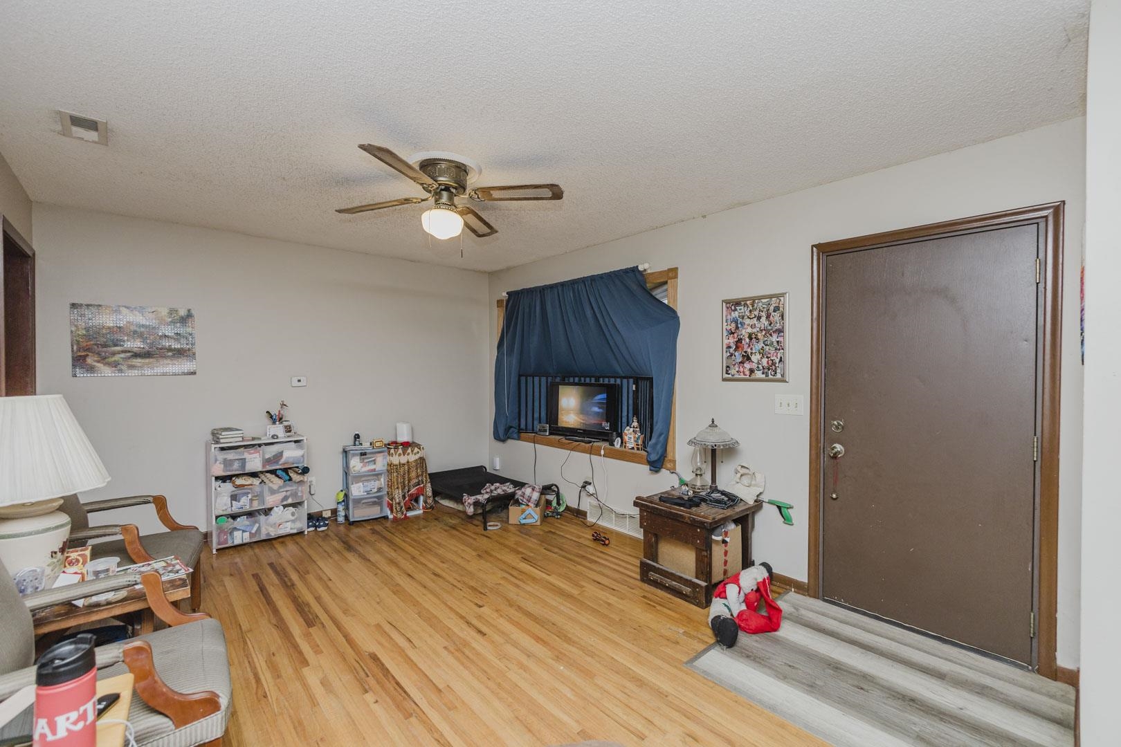 106 S Ward Property Photo 7