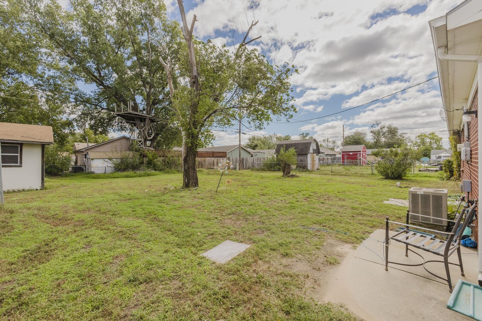 106 S Ward Property Photo 25