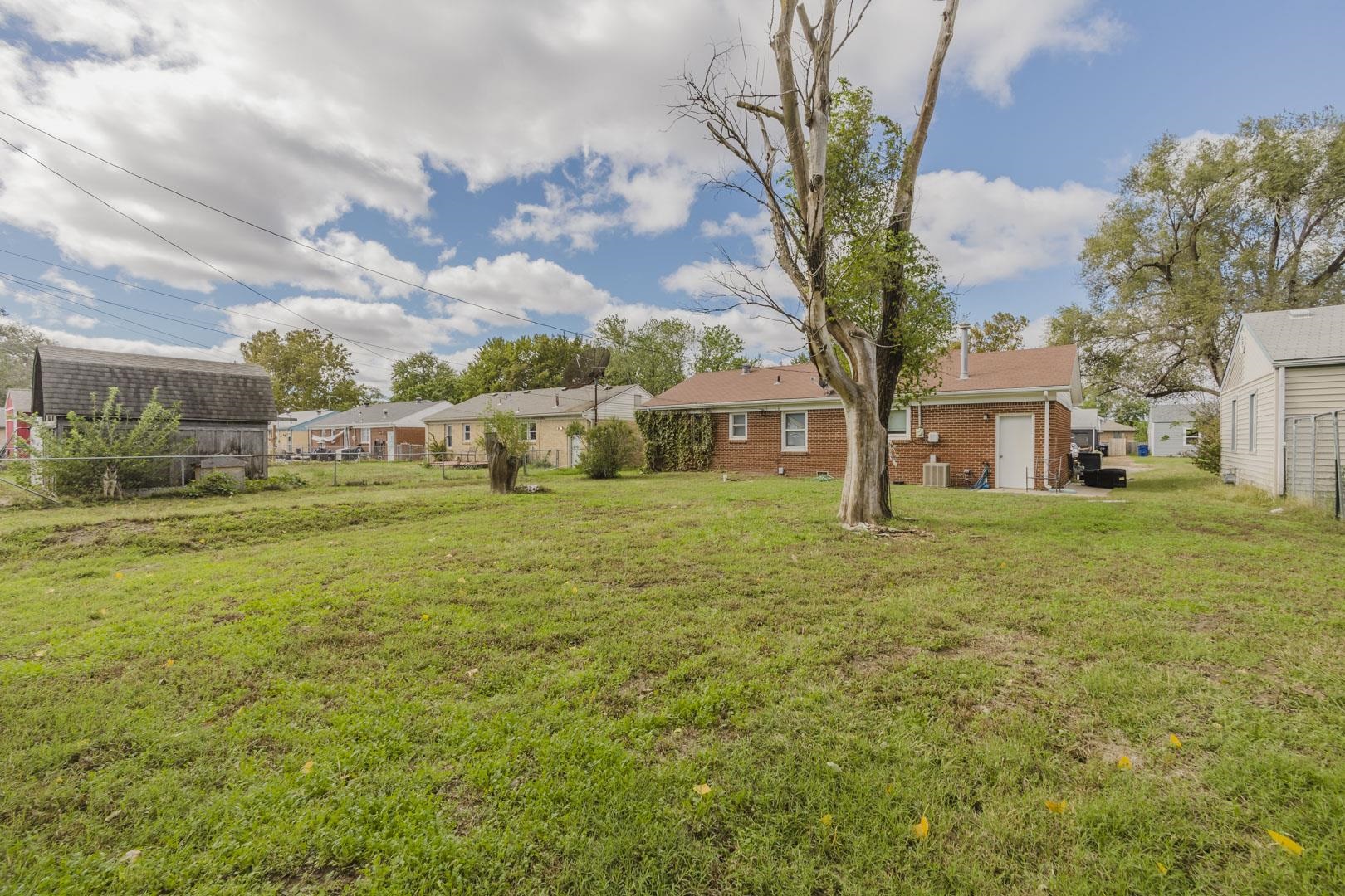 106 S Ward Property Photo 26
