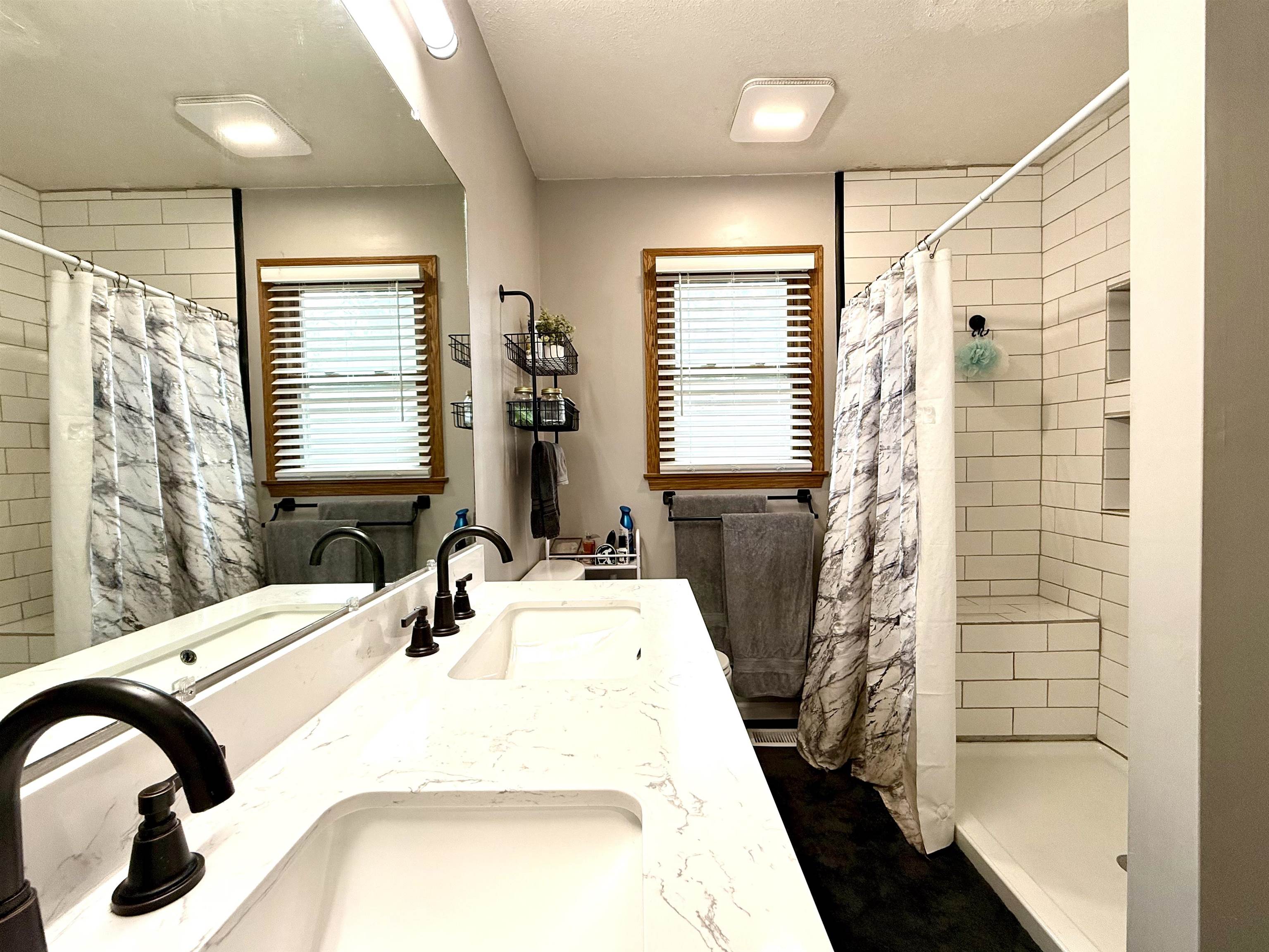 1834 N Tony Ln Property Photo 18