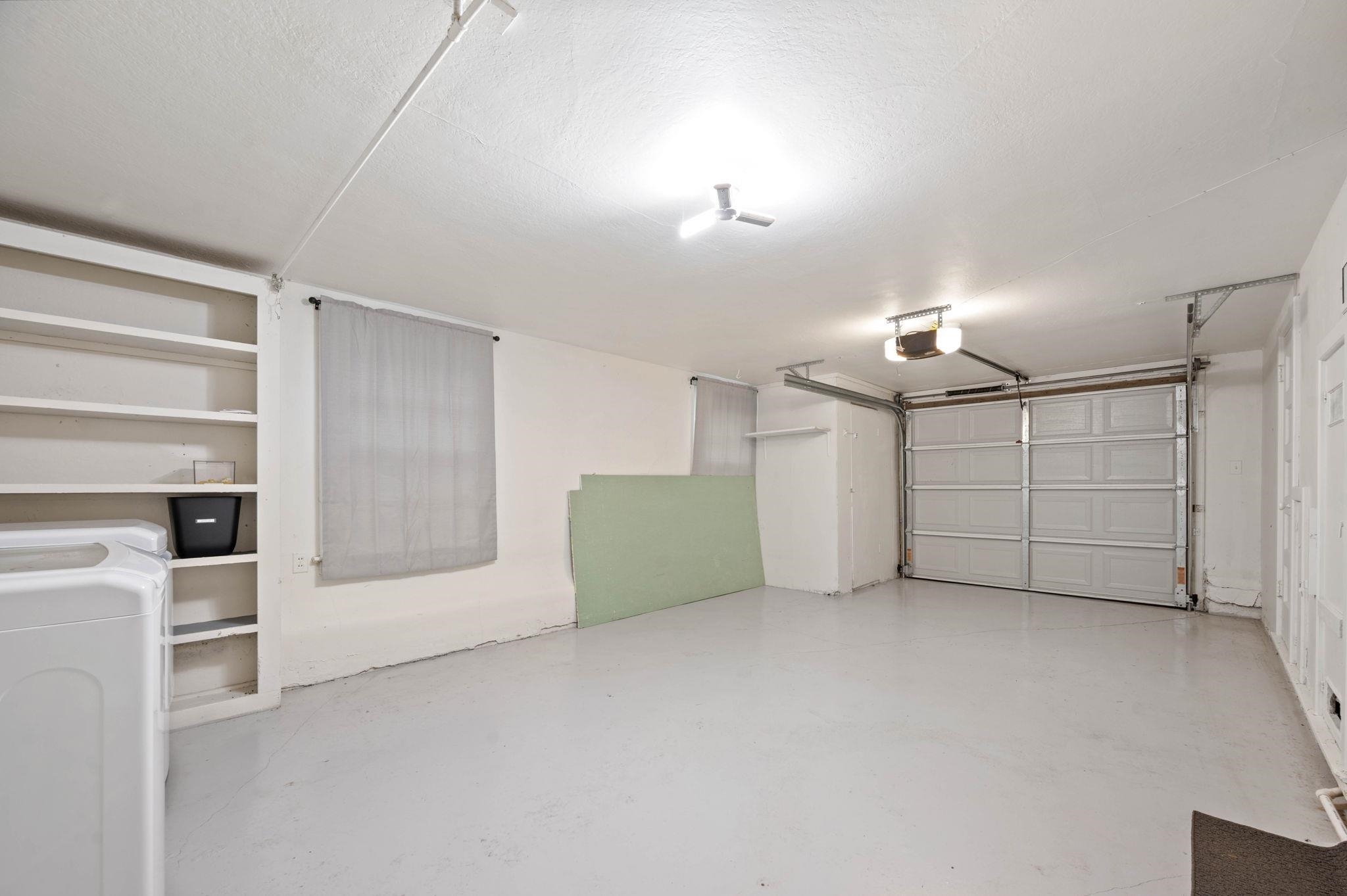 906 S Holyoke Ave Property Photo 15