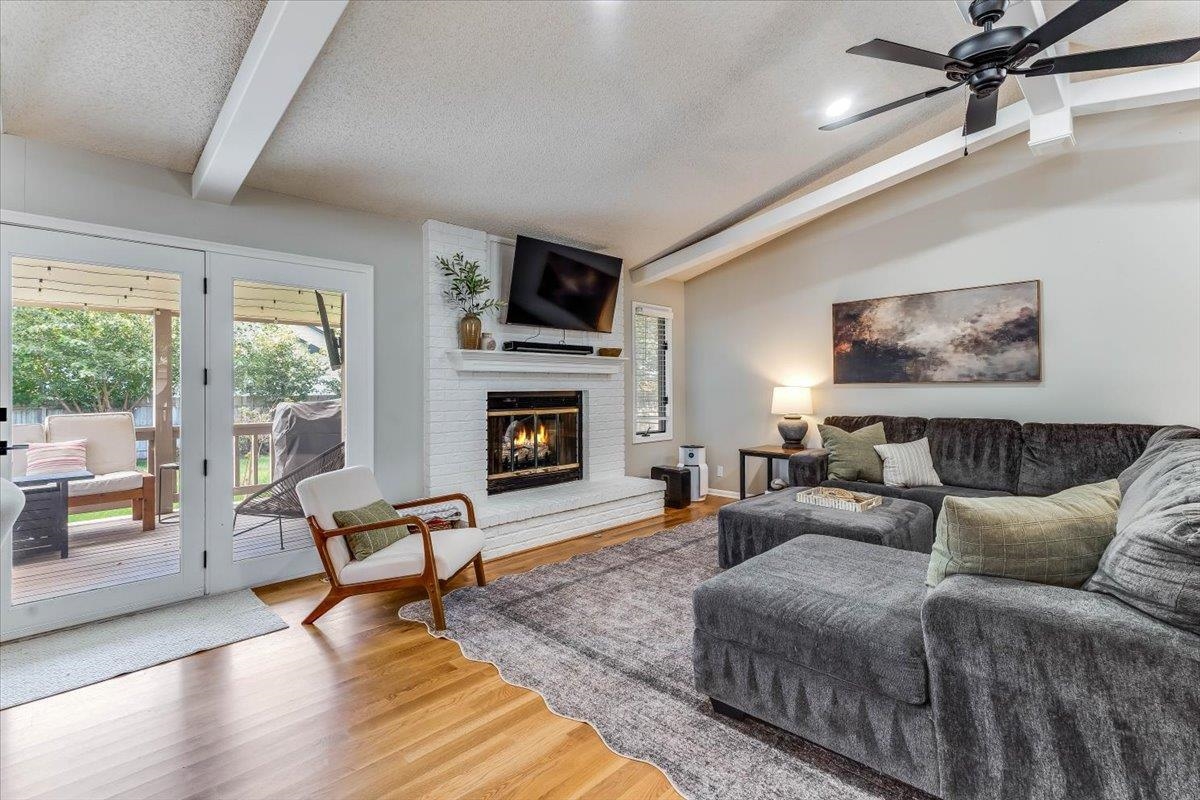 203 S Milstead Property Photo 6