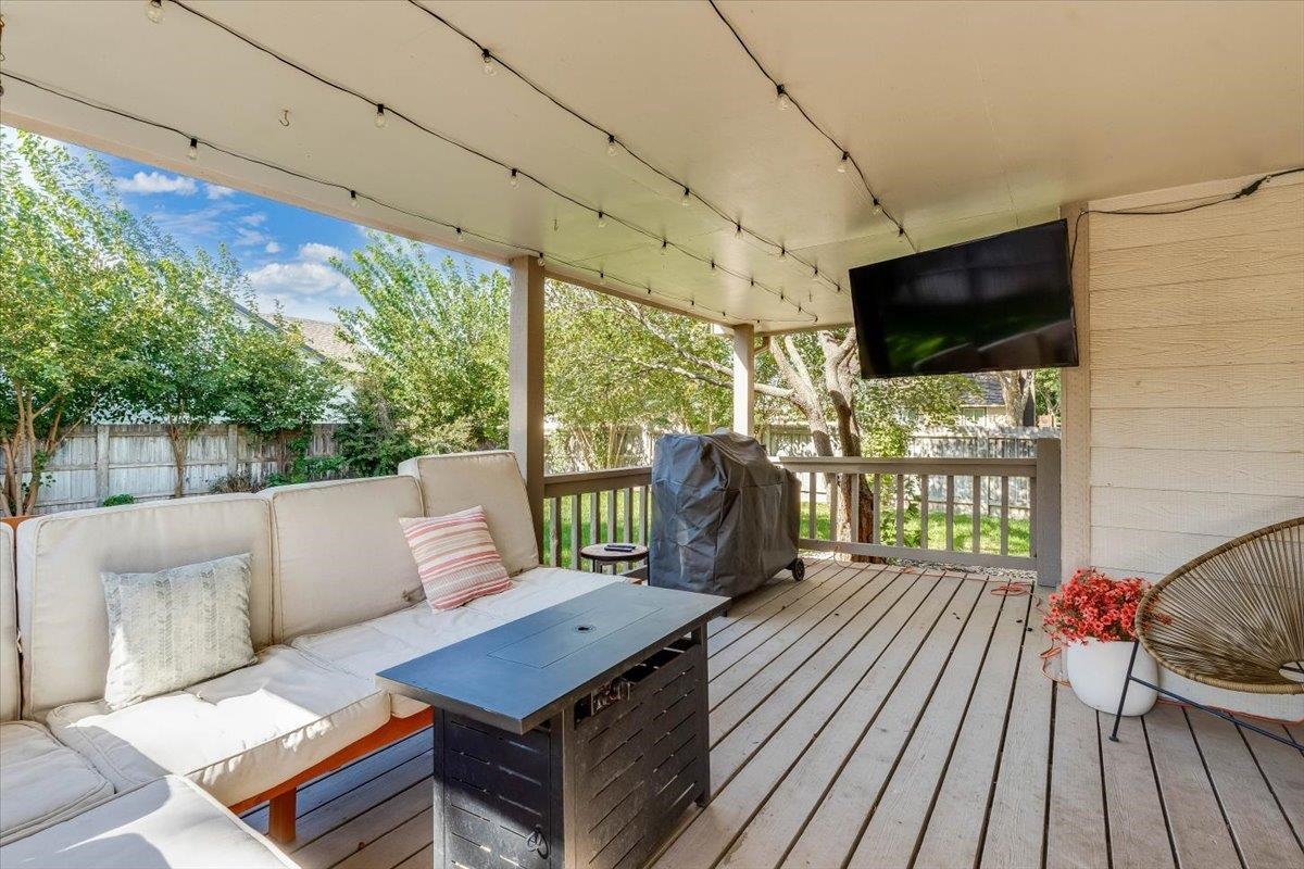 203 S Milstead Property Photo 33