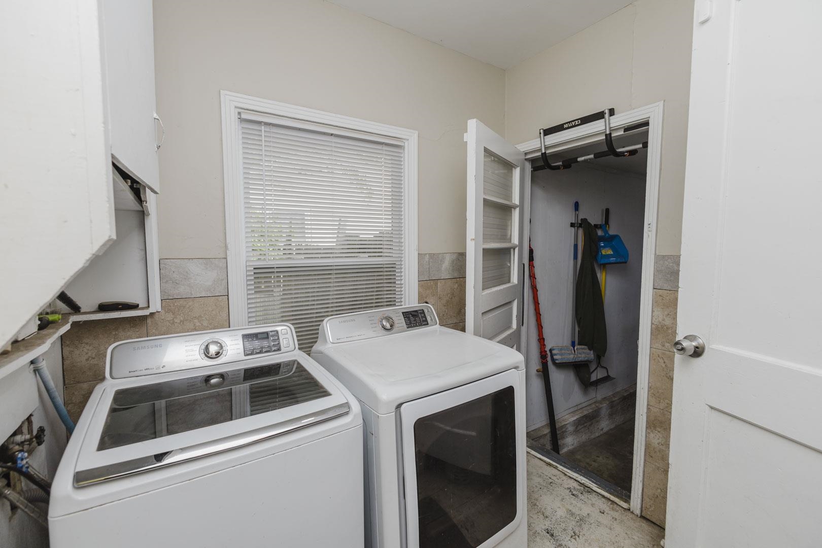 1821 S Ridgewood Property Photo 10