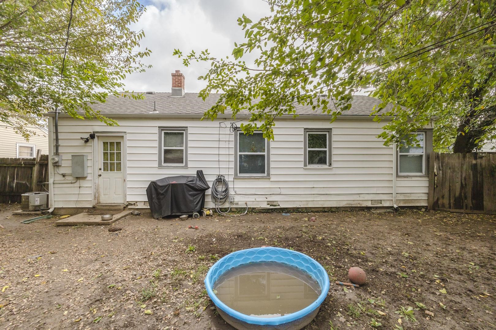 1821 S Ridgewood Property Photo 23