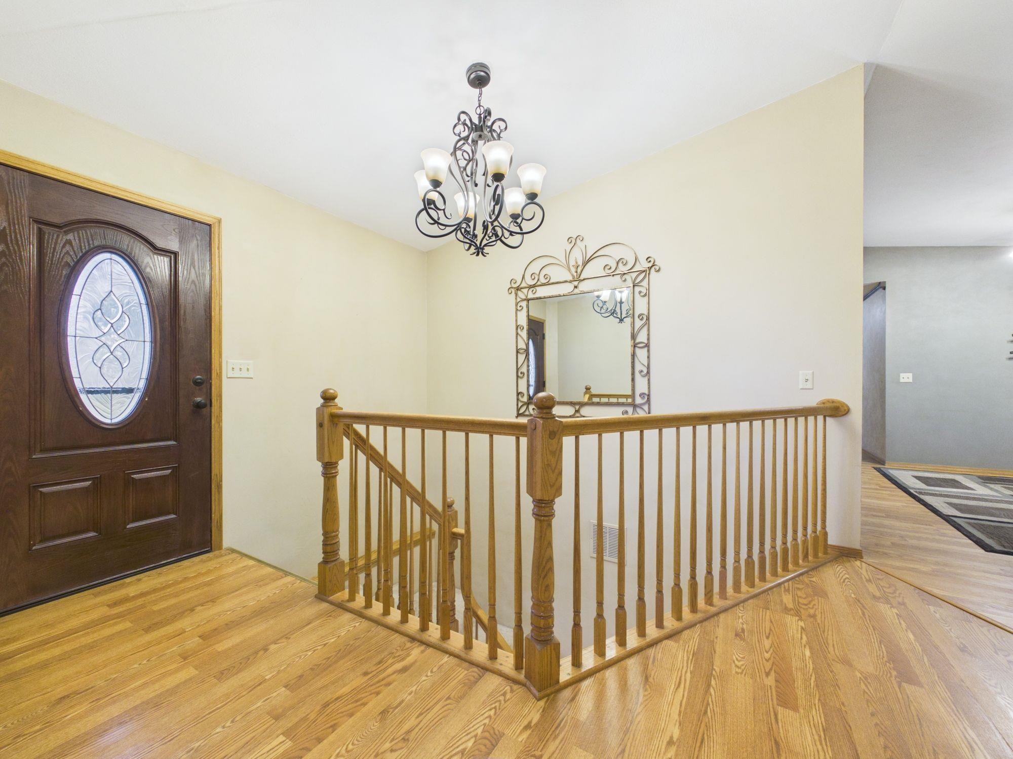 6163 N Saint Paul St Property Photo 4