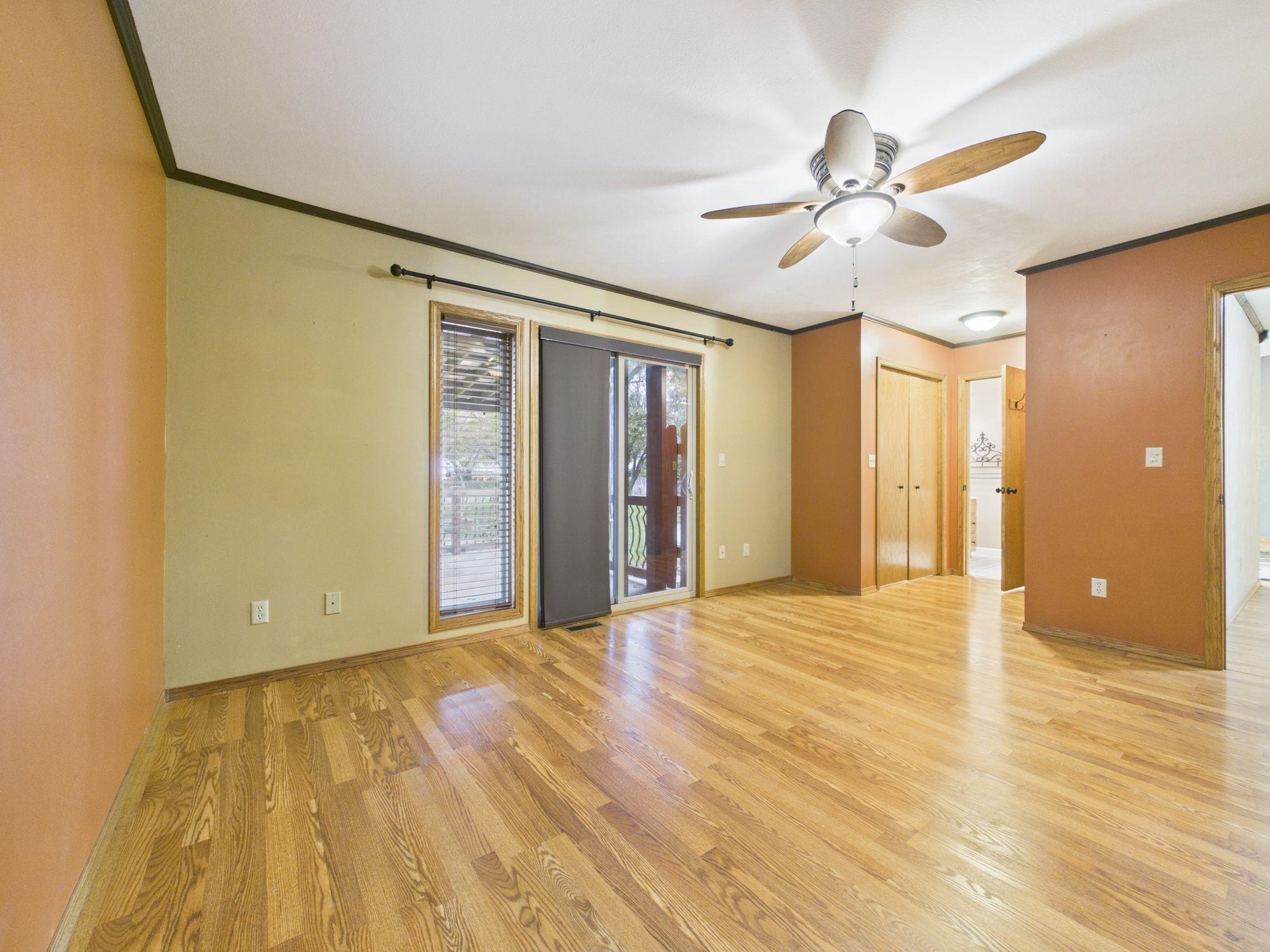 6163 N Saint Paul St Property Photo 16