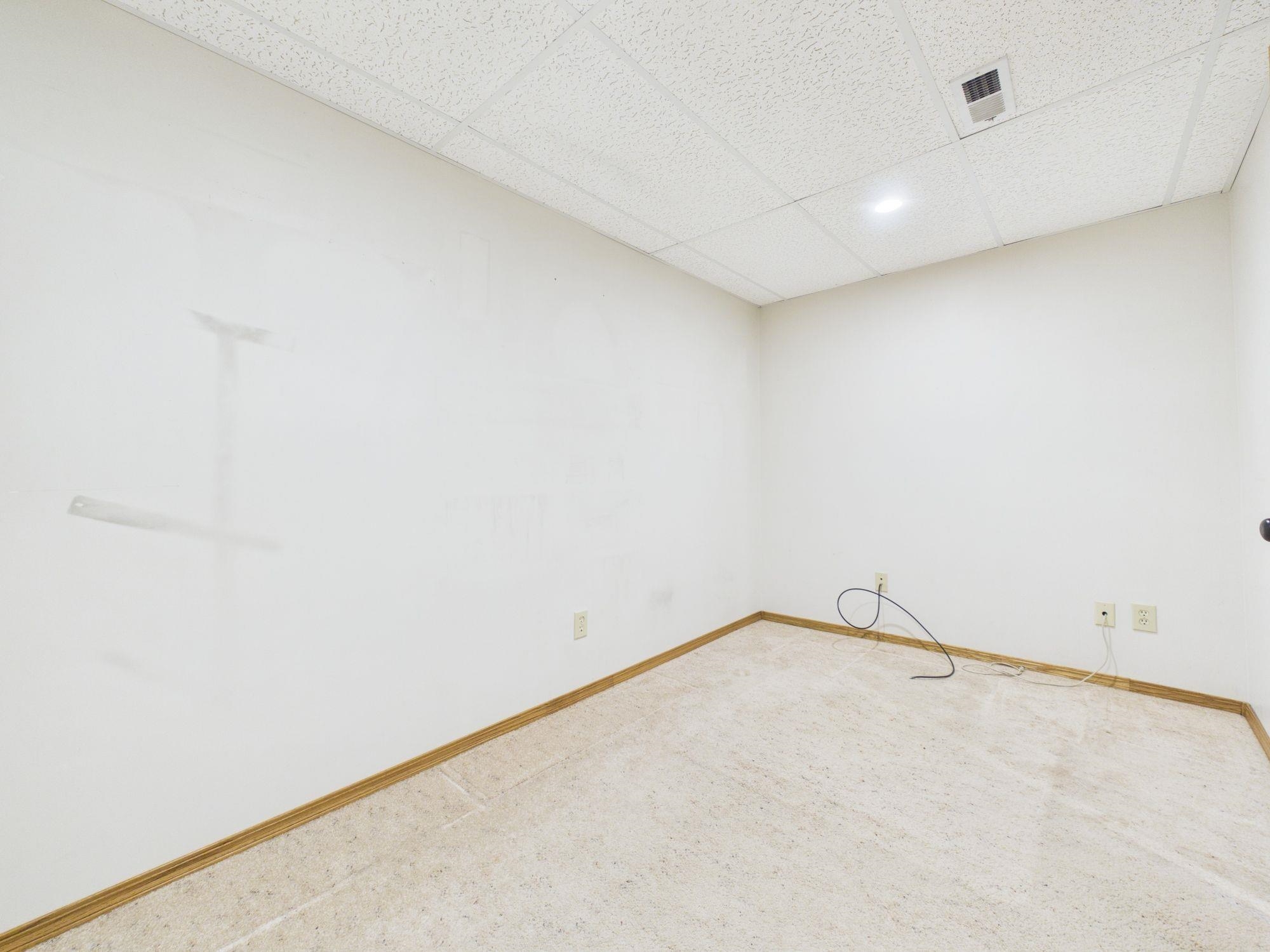 6163 N Saint Paul St Property Photo 24