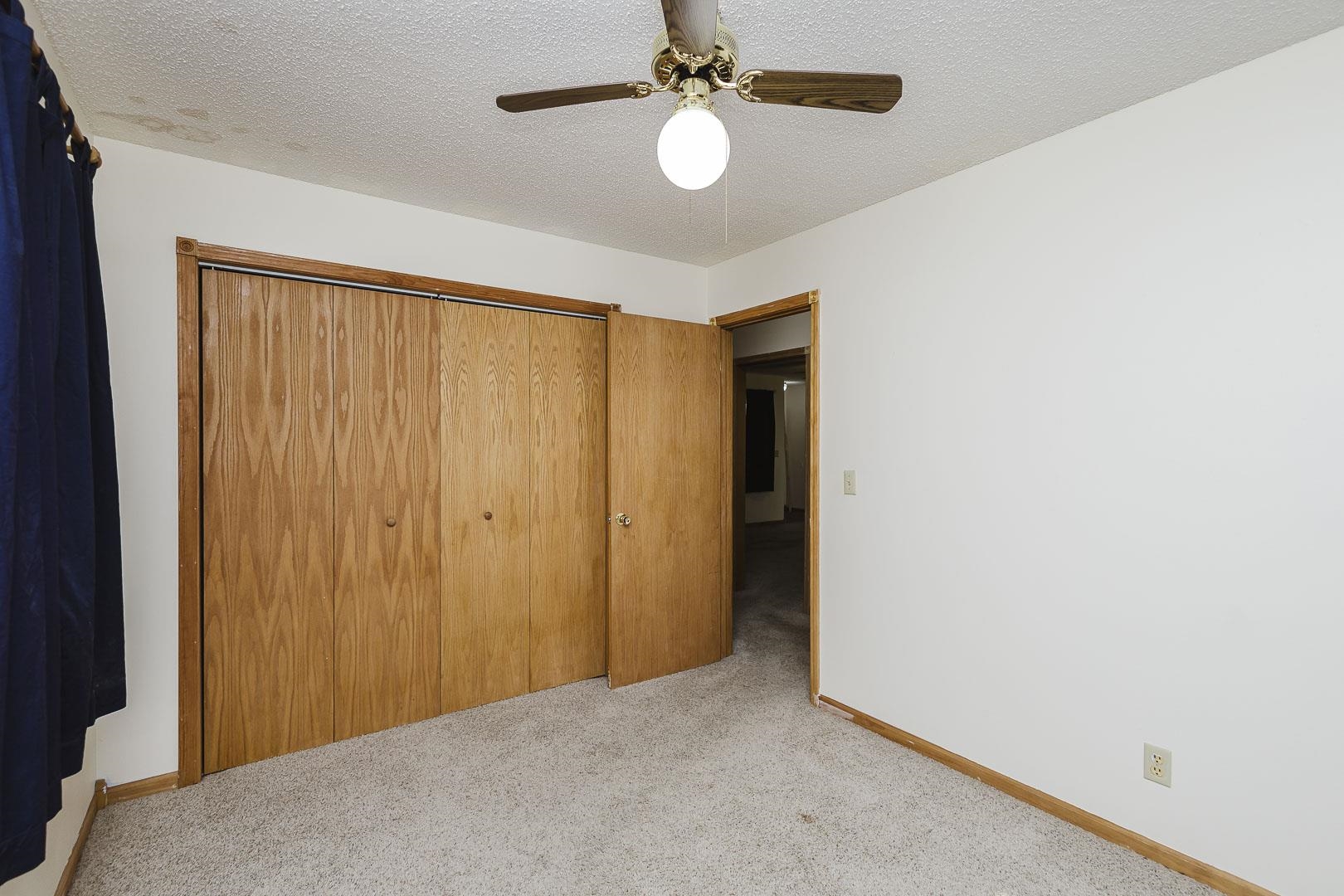 3526 S Leonine Property Photo 14