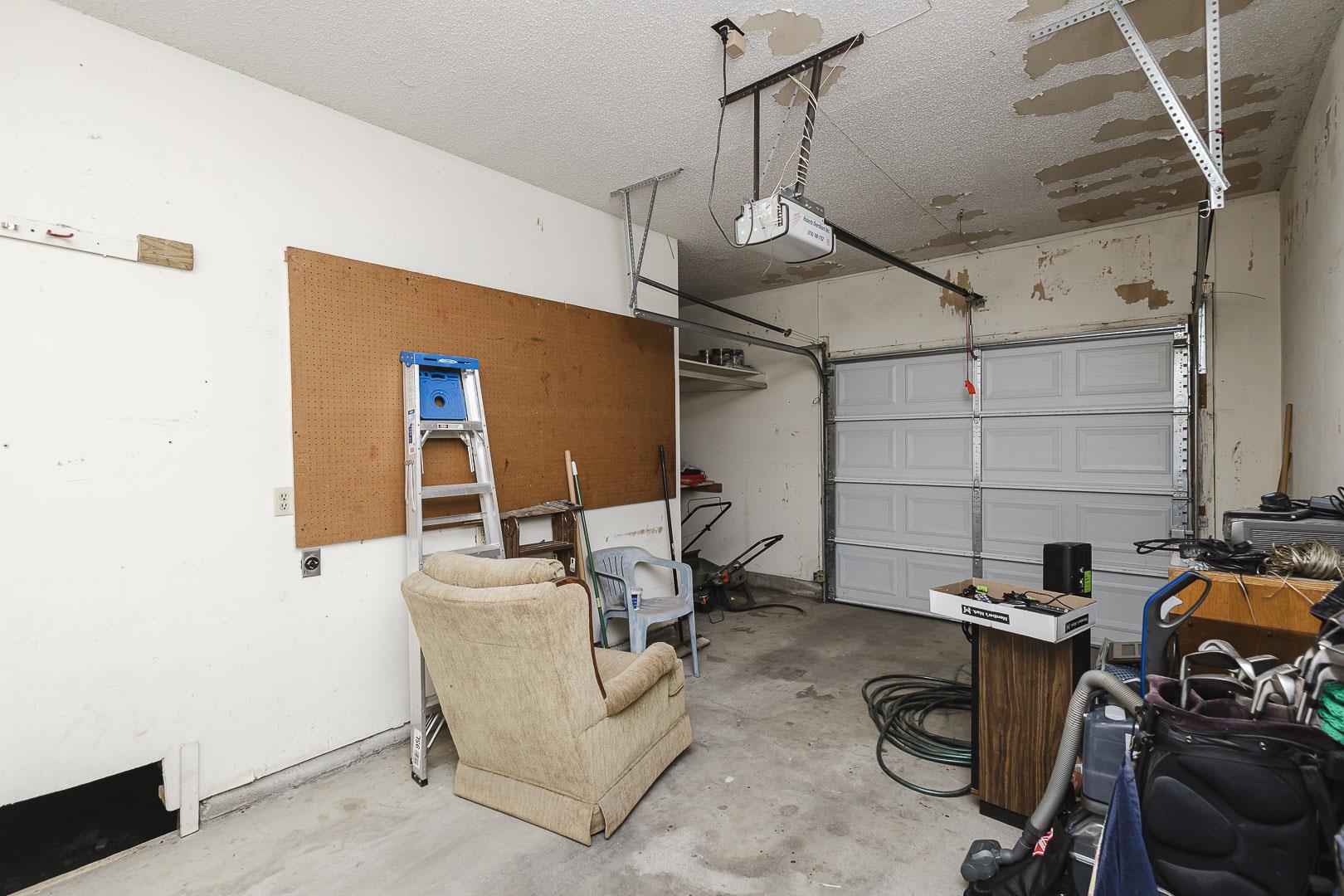 3526 S Leonine Property Photo 19