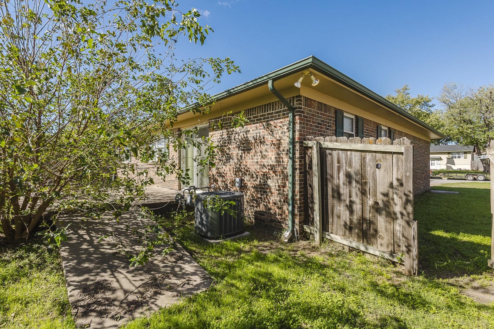 3526 S Leonine Property Photo 22