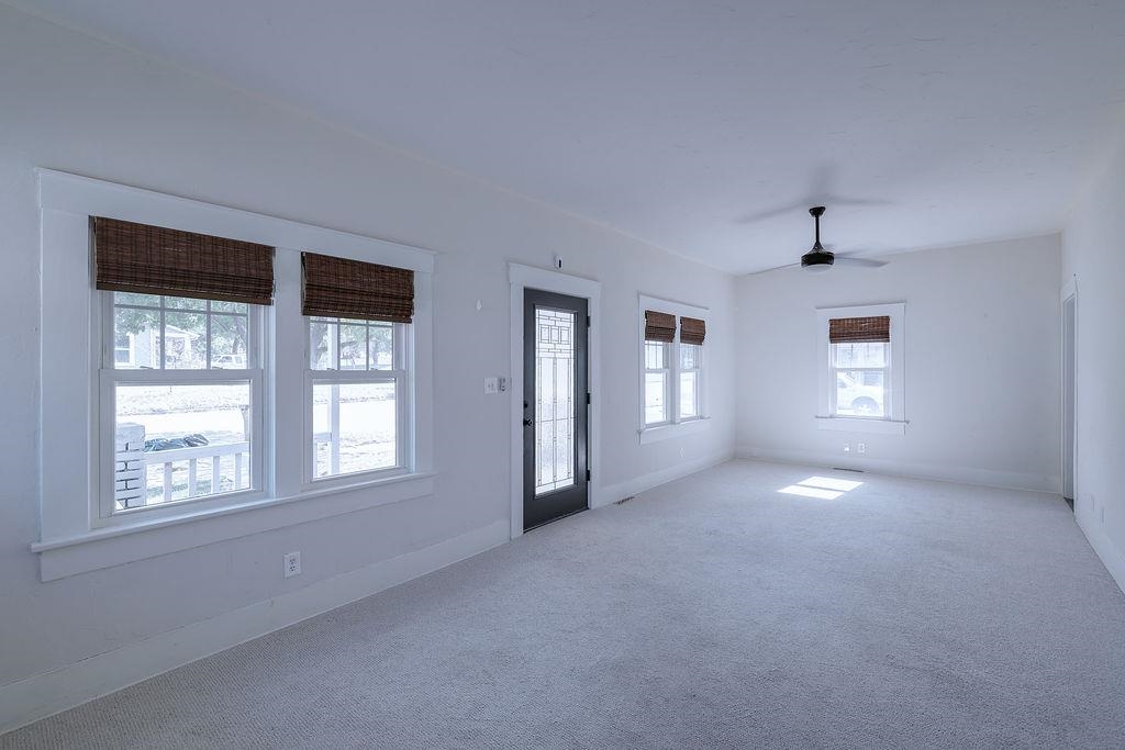 223 N College Property Photo 3