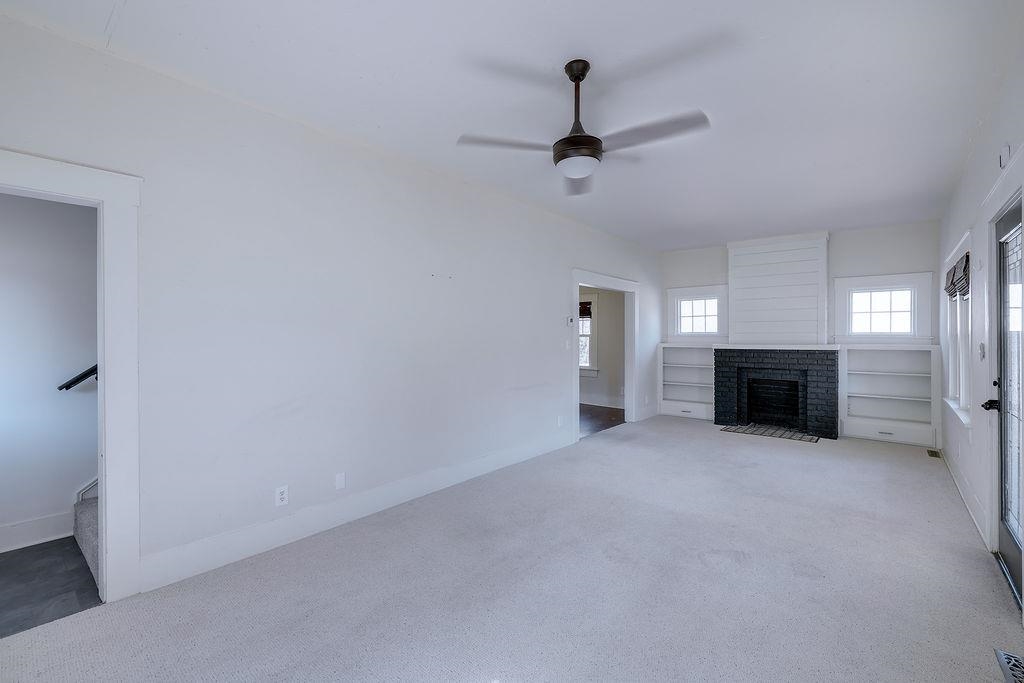 223 N College Property Photo 4